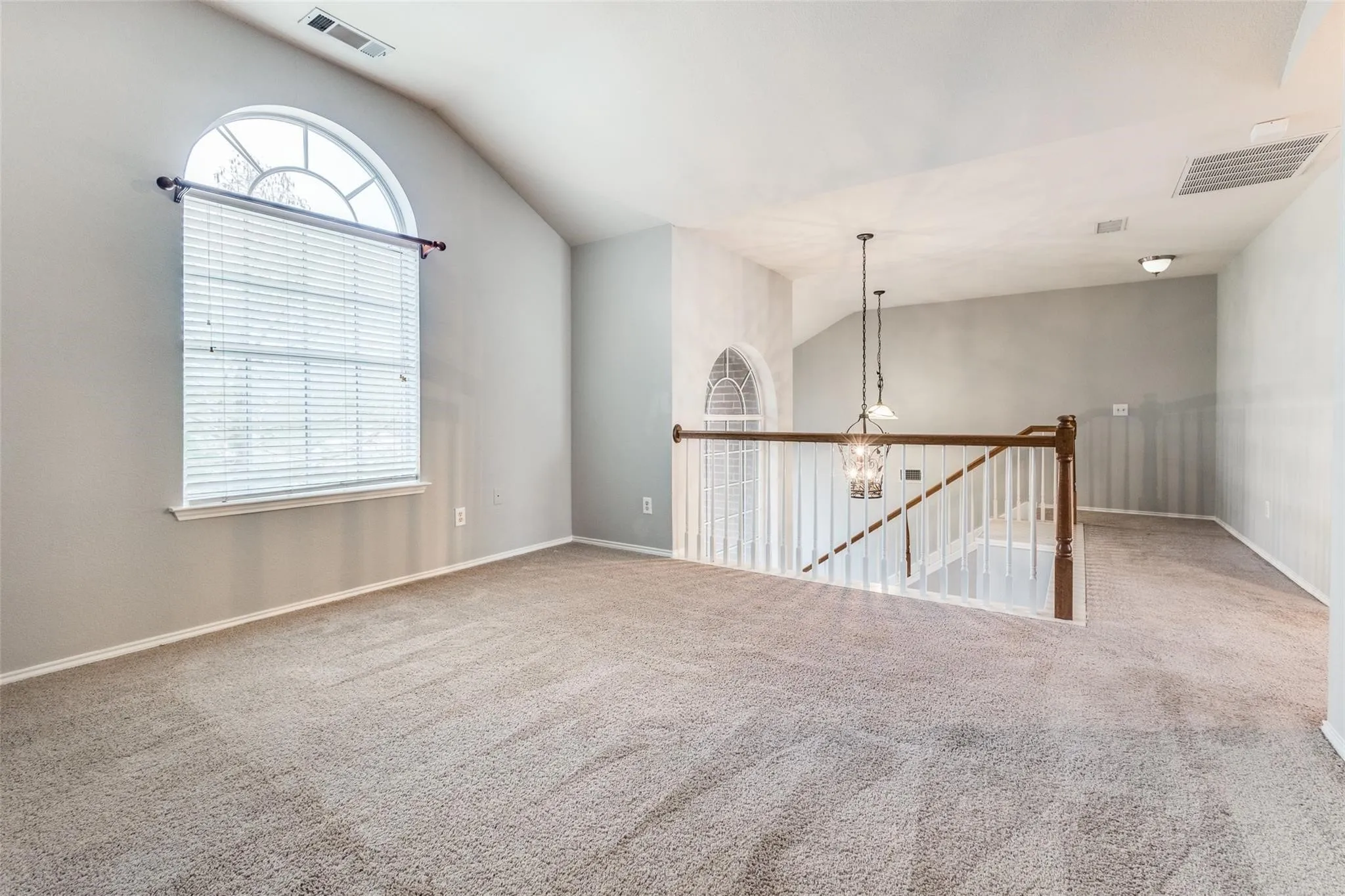 Single Family Residence For Rent in Denton County , 1625 Mallard Drive, Corinth, Texas 76210, 3 Bedroom, 2 Bathroom, 2 Garage spaces, 2,186 Sqft, built in 1998, mls#21403586, Real Estate Agent in Corinth, Homes For Rent in Denton county, Homes For Rent in Corinth, Realtor in Corinth Texas, Real Estate Brokerage Independent Realty Texas, Luminita Cordes Realtor