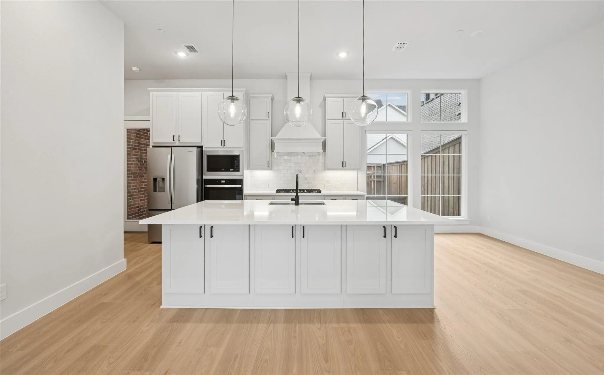 Townhouse For Rent in Denton County , 4345 Corn Husk Drive, Frisco, Texas 75033, 3 Bedroom, 3 Bathroom, 2 Garage spaces, 2,460 Sqft, built in 2025, mls#21403610, Real Estate Agent in Frisco, Homes For Rent in Denton county, Homes For Rent in Frisco, Realtor in Frisco Texas, Real Estate Brokerage Independent Realty Texas, Luminita Cordes Realtor