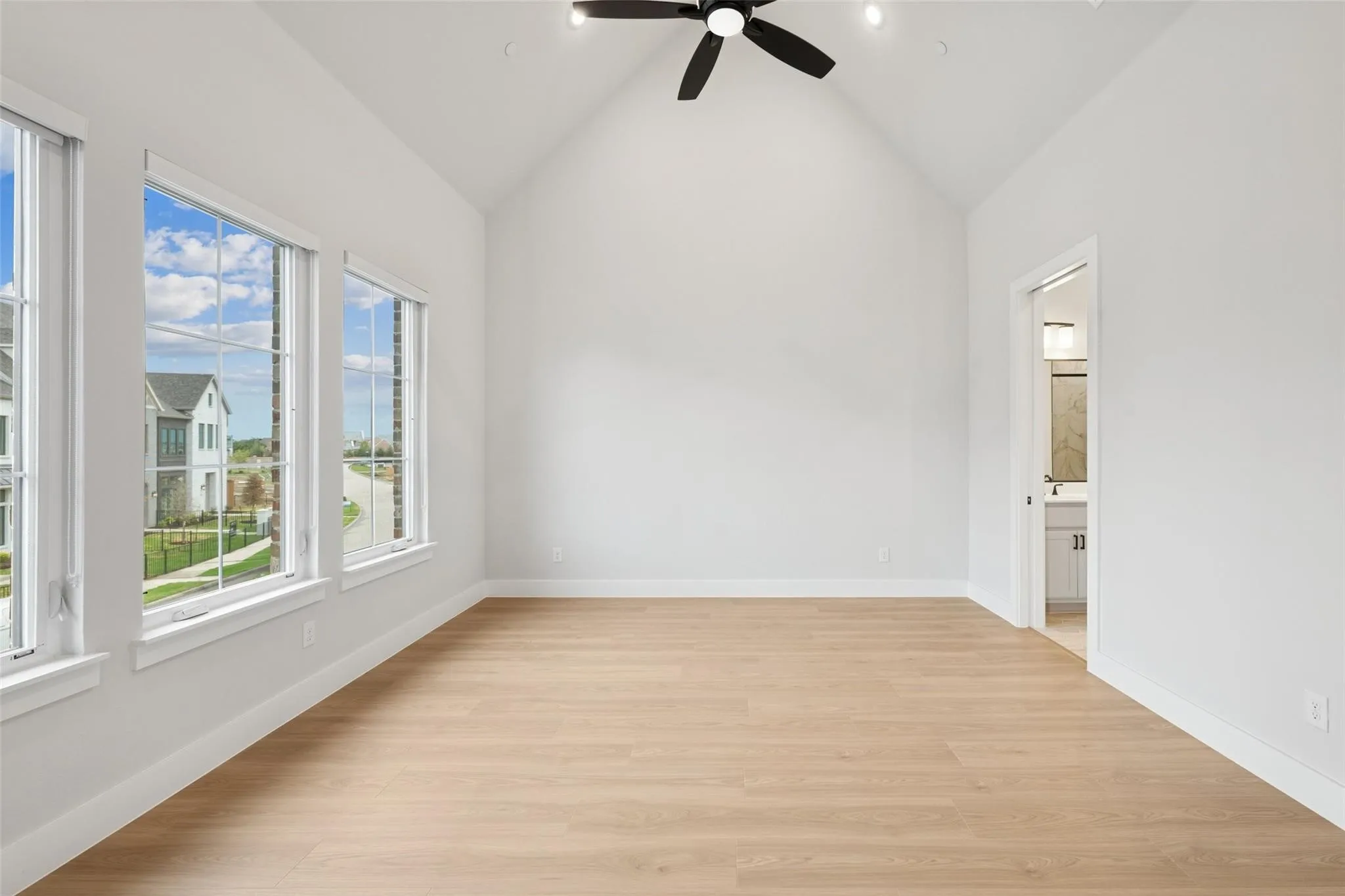 Townhouse For Rent in Denton County , 4345 Corn Husk Drive, Frisco, Texas 75033, 3 Bedroom, 3 Bathroom, 2 Garage spaces, 2,460 Sqft, built in 2025, mls#21403610, Real Estate Agent in Frisco, Homes For Rent in Denton county, Homes For Rent in Frisco, Realtor in Frisco Texas, Real Estate Brokerage Independent Realty Texas, Luminita Cordes Realtor