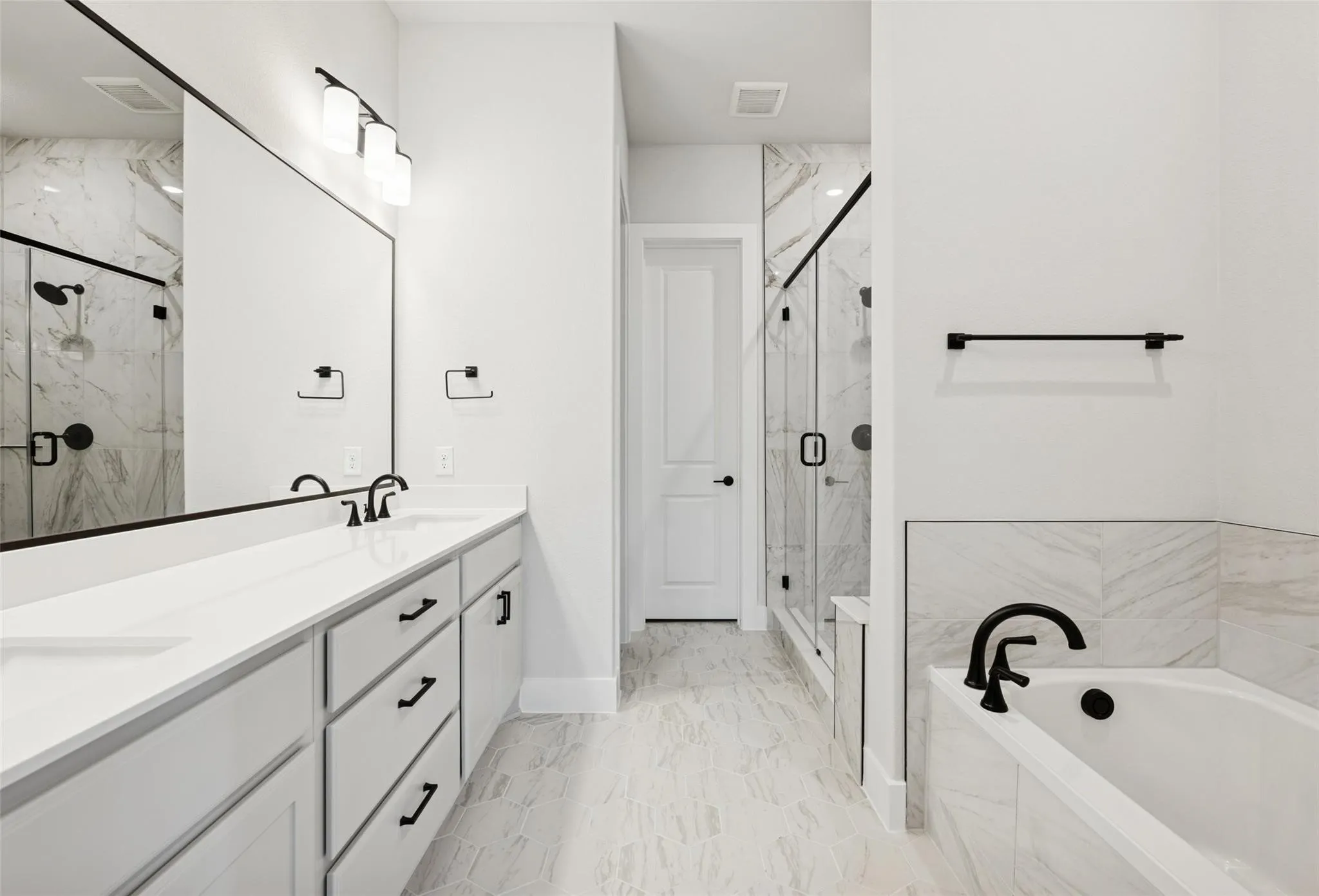 Townhouse For Rent in Denton County , 4345 Corn Husk Drive, Frisco, Texas 75033, 3 Bedroom, 3 Bathroom, 2 Garage spaces, 2,460 Sqft, built in 2025, mls#21403610, Real Estate Agent in Frisco, Homes For Rent in Denton county, Homes For Rent in Frisco, Realtor in Frisco Texas, Real Estate Brokerage Independent Realty Texas, Luminita Cordes Realtor
