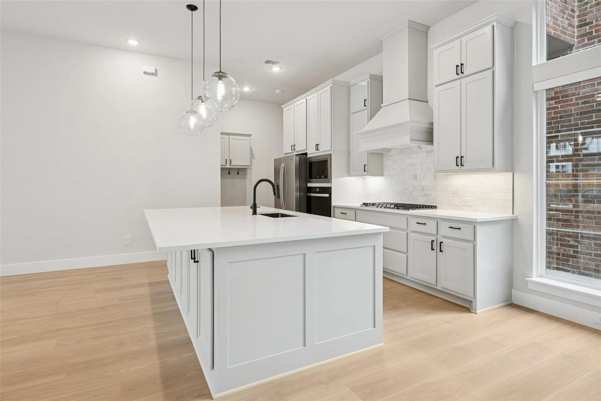 Townhouse For Rent in Denton County , 4345 Corn Husk Drive, Frisco, Texas 75033, 3 Bedroom, 3 Bathroom, 2 Garage spaces, 2,460 Sqft, built in 2025, mls#21403610, Real Estate Agent in Frisco, Homes For Rent in Denton county, Homes For Rent in Frisco, Realtor in Frisco Texas, Real Estate Brokerage Independent Realty Texas, Luminita Cordes Realtor