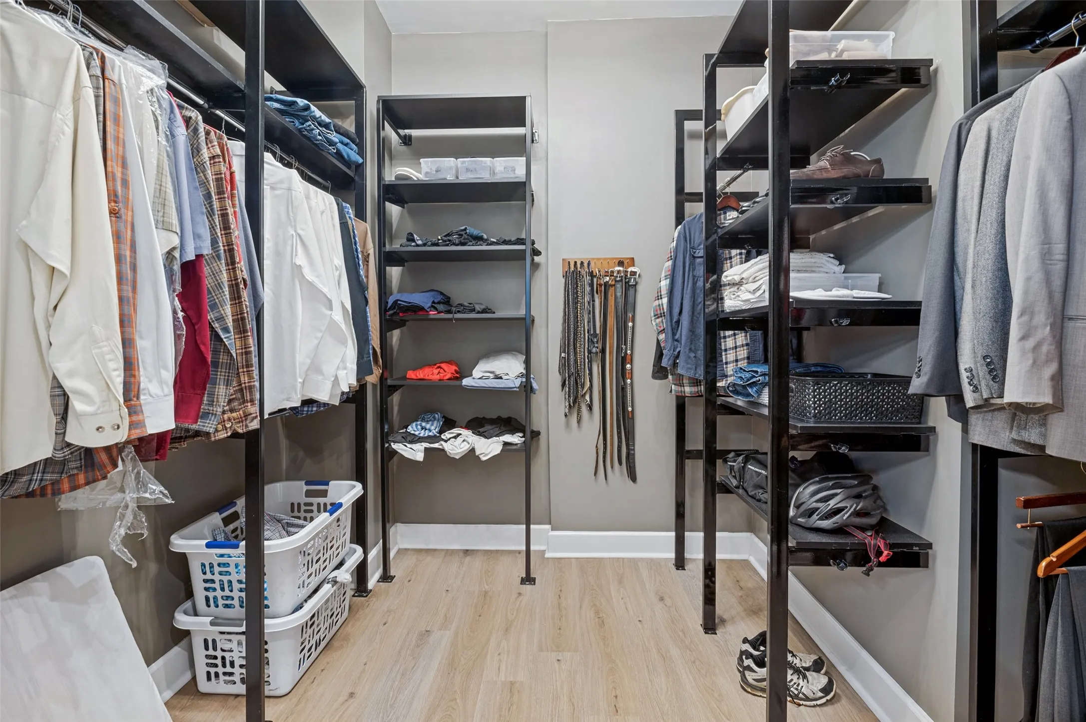Condominium For Sale in Dallas County , 1901 S Harwood Street 305, Dallas, Texas 75215, 2 Bedroom, 3 Bathroom, Garage spaces, 2,156 Sqft, built in 2021, mls#21404997, Real Estate Agent in Dallas, Homes For Sale in Dallas county, Homes For Sale in Dallas, Realtor in Dallas Texas, Real Estate Brokerage Independent Realty Texas, Luminita Cordes Realtor