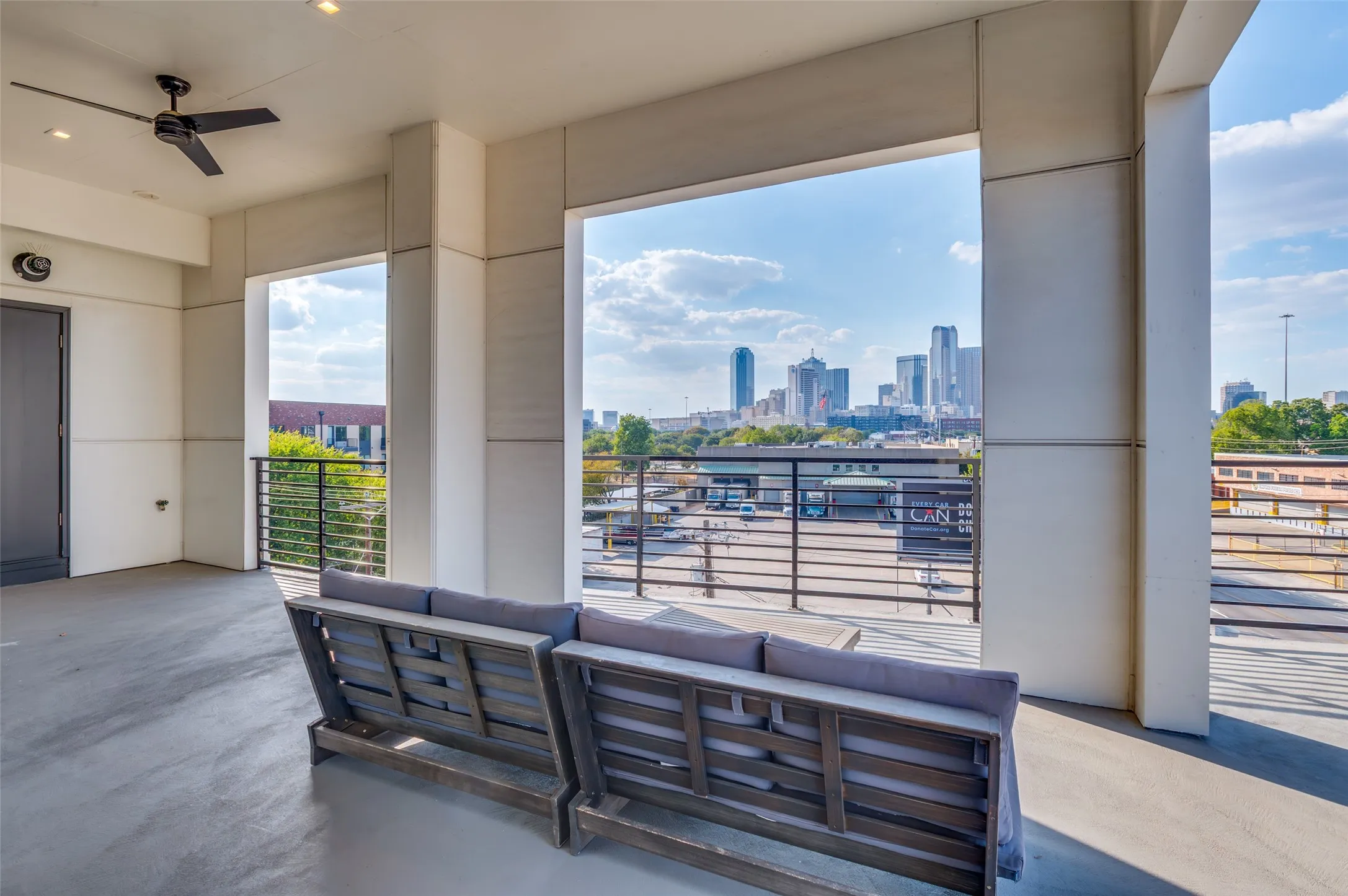 Condominium For Sale in Dallas County , 1901 S Harwood Street 305, Dallas, Texas 75215, 2 Bedroom, 3 Bathroom, Garage spaces, 2,156 Sqft, built in 2021, mls#21404997, Real Estate Agent in Dallas, Homes For Sale in Dallas county, Homes For Sale in Dallas, Realtor in Dallas Texas, Real Estate Brokerage Independent Realty Texas, Luminita Cordes Realtor