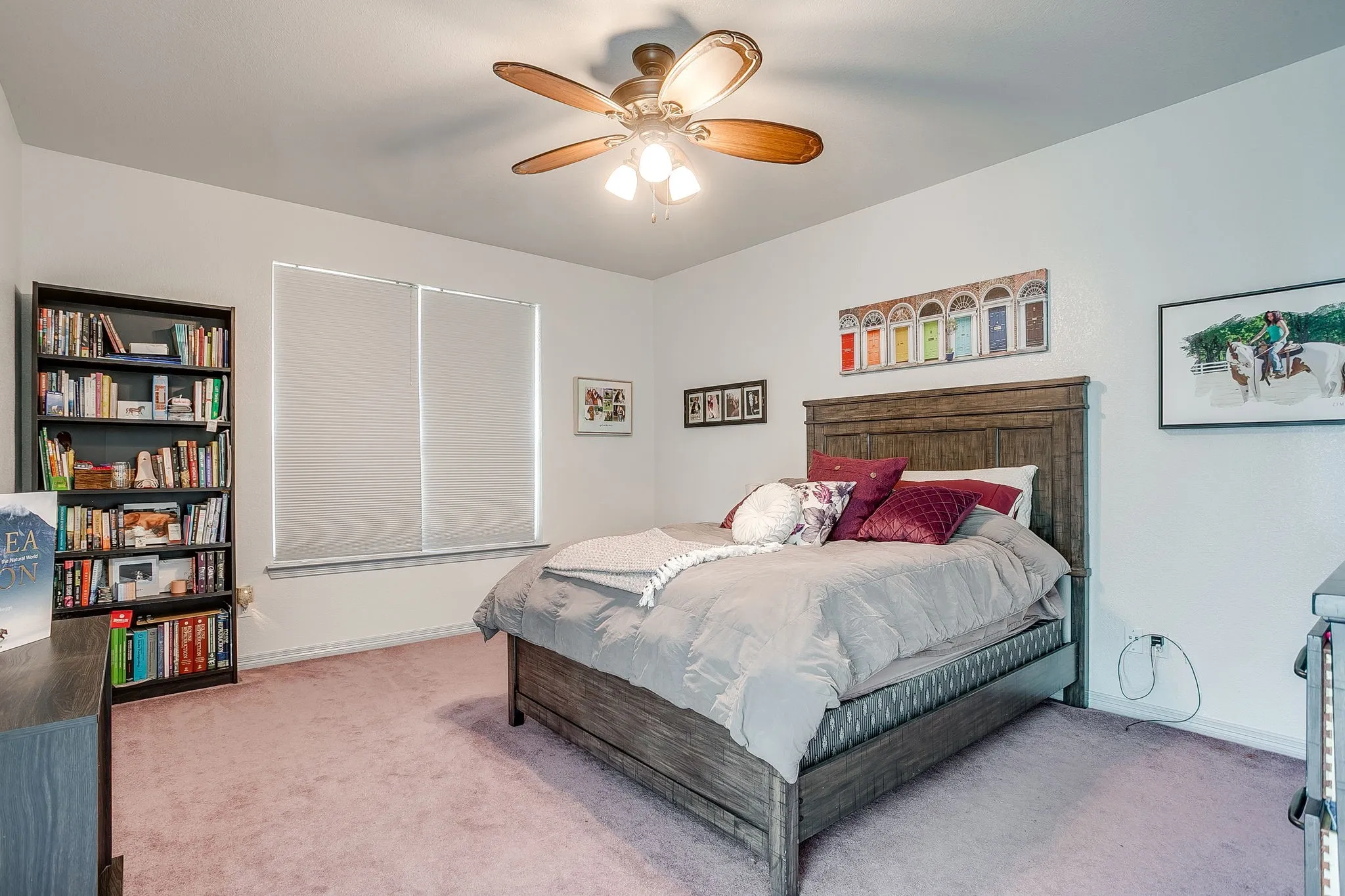 Single Family Residence For Sale in Parker County , 2226 Creek Side Drive, Weatherford, Texas 76087, 3 Bedroom, 2 Bathroom, 2 Garage spaces, 2,015 Sqft, built in 2003, mls#21404290, Real Estate Agent in Weatherford, Homes For Sale in Parker county, Homes For Sale in Weatherford, Realtor in Weatherford Texas, Real Estate Brokerage Independent Realty Texas, Luminita Cordes Realtor