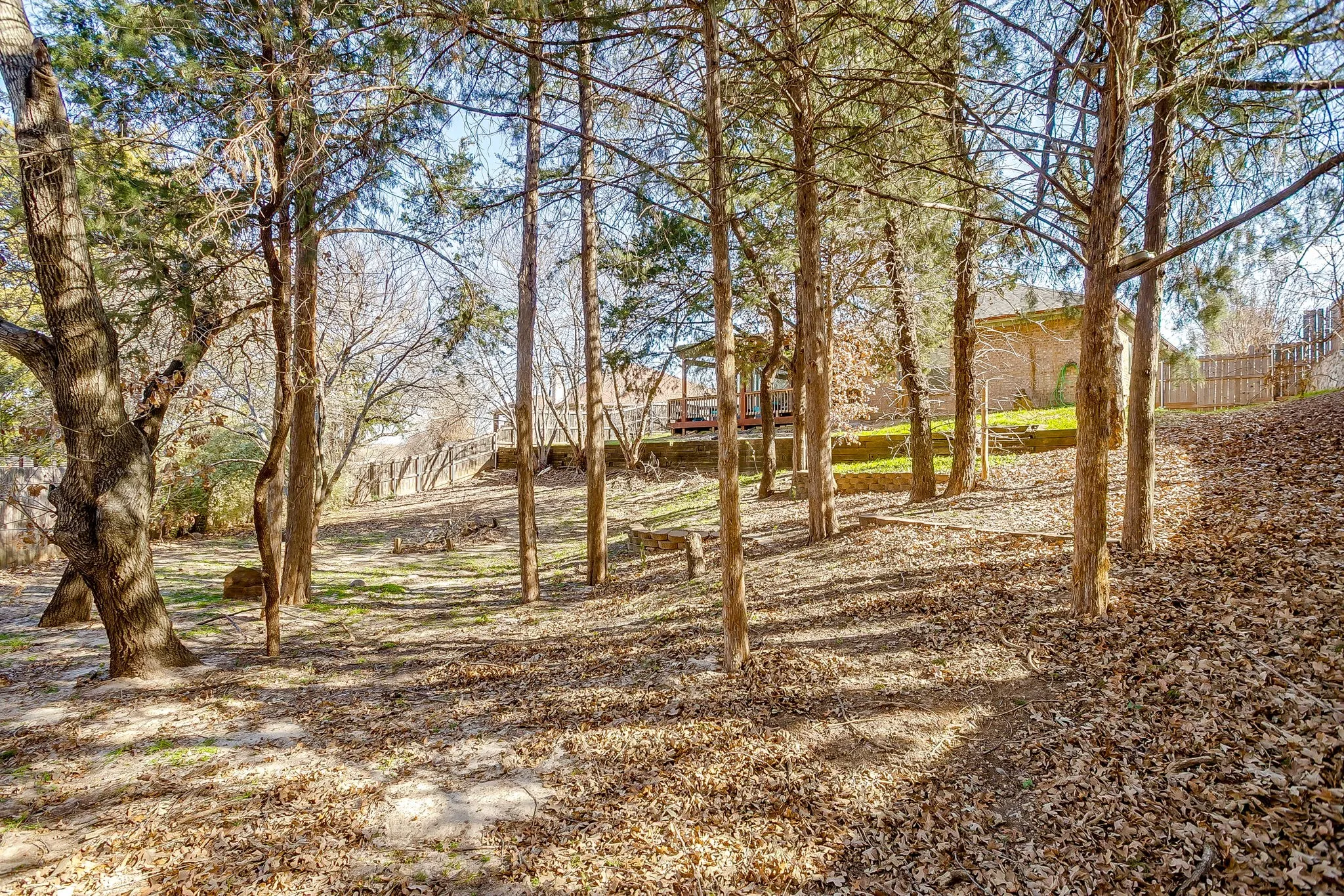 Single Family Residence For Sale in Parker County , 2226 Creek Side Drive, Weatherford, Texas 76087, 3 Bedroom, 2 Bathroom, 2 Garage spaces, 2,015 Sqft, built in 2003, mls#21404290, Real Estate Agent in Weatherford, Homes For Sale in Parker county, Homes For Sale in Weatherford, Realtor in Weatherford Texas, Real Estate Brokerage Independent Realty Texas, Luminita Cordes Realtor