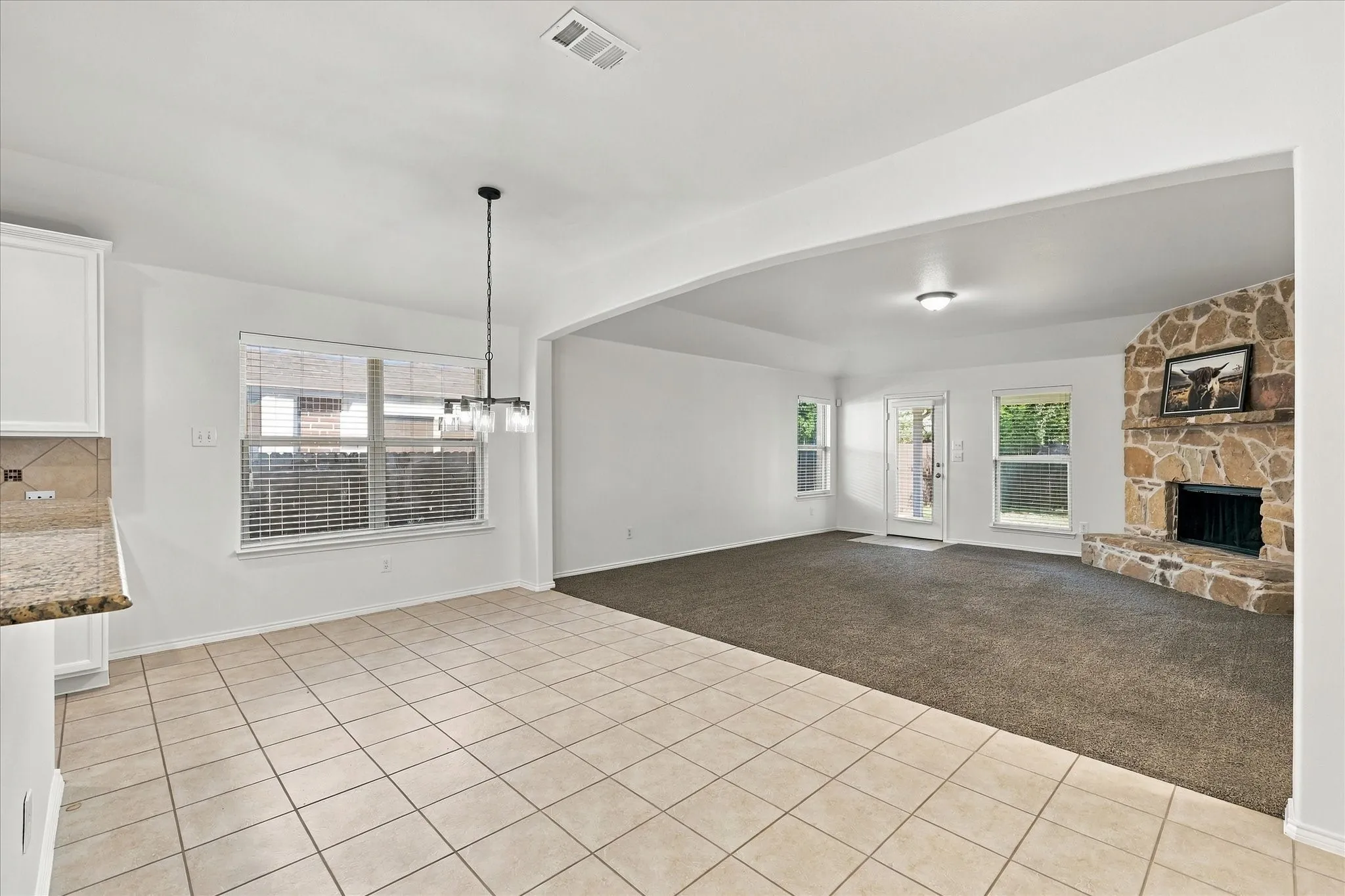 Single Family Residence For Sale in Denton County , 1301 Lasso Drive, Little Elm, Texas 75068, 3 Bedroom, 2 Bathroom, 2 Garage spaces, 1,864 Sqft, built in 2013, mls#21405114, Real Estate Agent in Little Elm, Homes For Sale in Denton county, Homes For Sale in Little Elm, Realtor in Little Elm Texas, Real Estate Brokerage Independent Realty Texas, Luminita Cordes Realtor