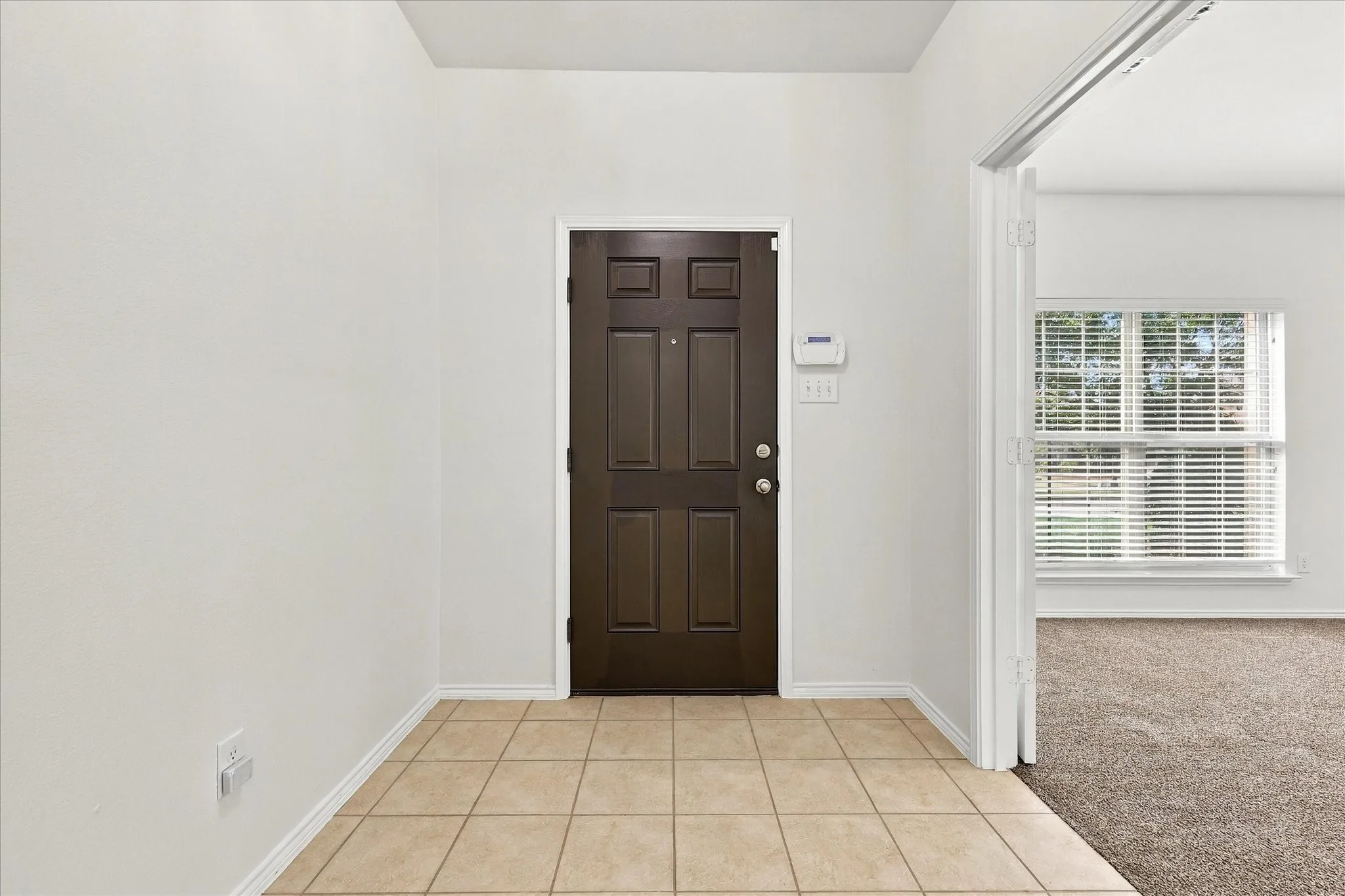 Single Family Residence For Sale in Denton County , 1301 Lasso Drive, Little Elm, Texas 75068, 3 Bedroom, 2 Bathroom, 2 Garage spaces, 1,864 Sqft, built in 2013, mls#21405114, Real Estate Agent in Little Elm, Homes For Sale in Denton county, Homes For Sale in Little Elm, Realtor in Little Elm Texas, Real Estate Brokerage Independent Realty Texas, Luminita Cordes Realtor