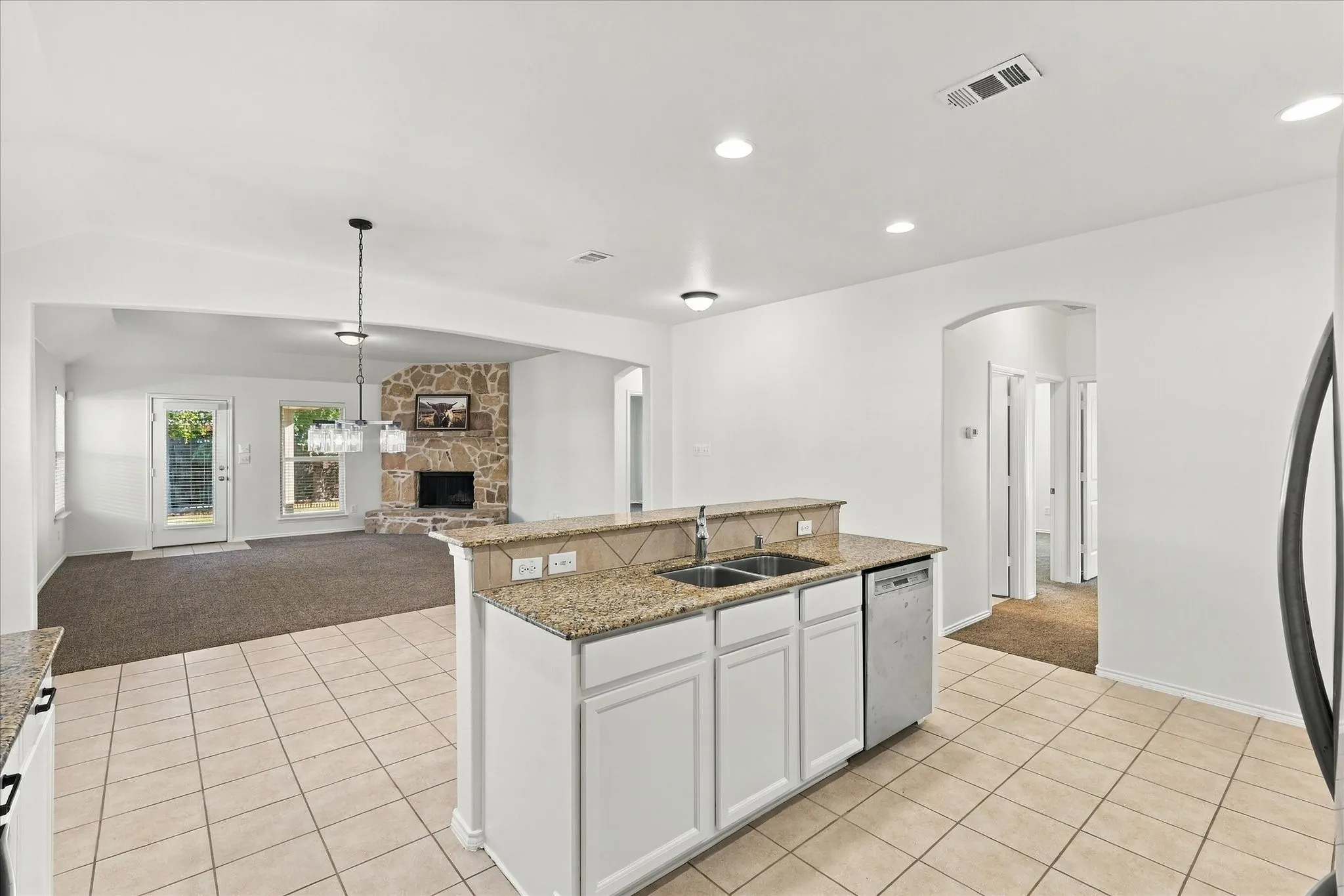 Single Family Residence For Sale in Denton County , 1301 Lasso Drive, Little Elm, Texas 75068, 3 Bedroom, 2 Bathroom, 2 Garage spaces, 1,864 Sqft, built in 2013, mls#21405114, Real Estate Agent in Little Elm, Homes For Sale in Denton county, Homes For Sale in Little Elm, Realtor in Little Elm Texas, Real Estate Brokerage Independent Realty Texas, Luminita Cordes Realtor