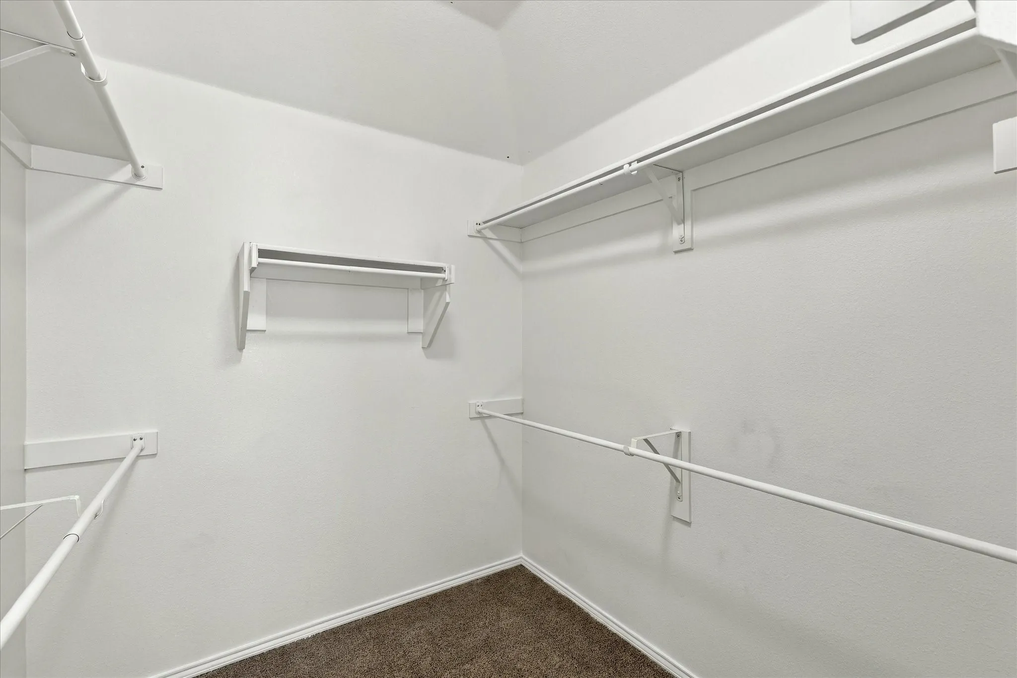 Single Family Residence For Sale in Denton County , 1301 Lasso Drive, Little Elm, Texas 75068, 3 Bedroom, 2 Bathroom, 2 Garage spaces, 1,864 Sqft, built in 2013, mls#21405114, Real Estate Agent in Little Elm, Homes For Sale in Denton county, Homes For Sale in Little Elm, Realtor in Little Elm Texas, Real Estate Brokerage Independent Realty Texas, Luminita Cordes Realtor