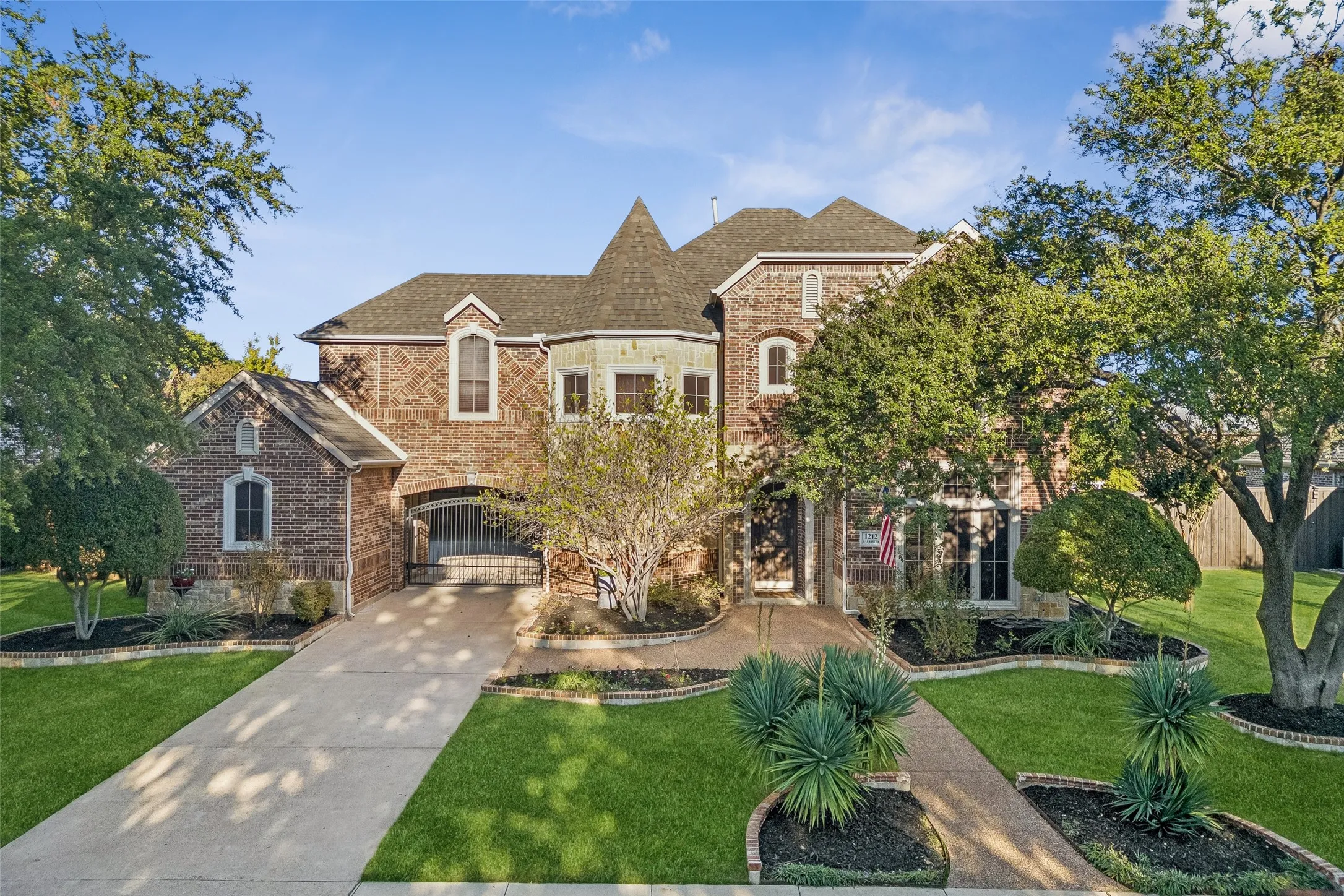 Welcome Home - 1212 Barrister Circle Murphy, TX 75094