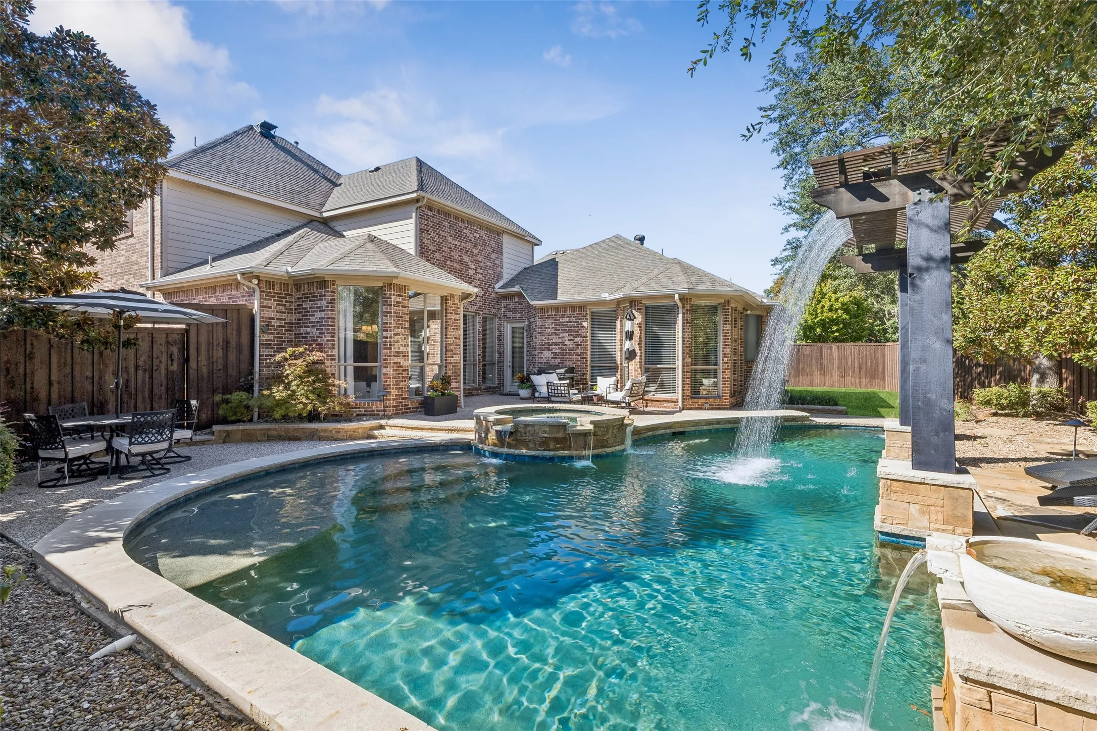 Single Family Residence For Sale in Collin County , 1212 Barrister Circle, Murphy, Texas 75094, 4 Bedroom, 4 Bathroom, 3 Garage spaces, 3,967 Sqft, built in 2001, mls#21405064, Real Estate Agent in Murphy, Homes For Sale in Collin county, Homes For Sale in Murphy, Realtor in Murphy Texas, Real Estate Brokerage Independent Realty Texas, Luminita Cordes Realtor