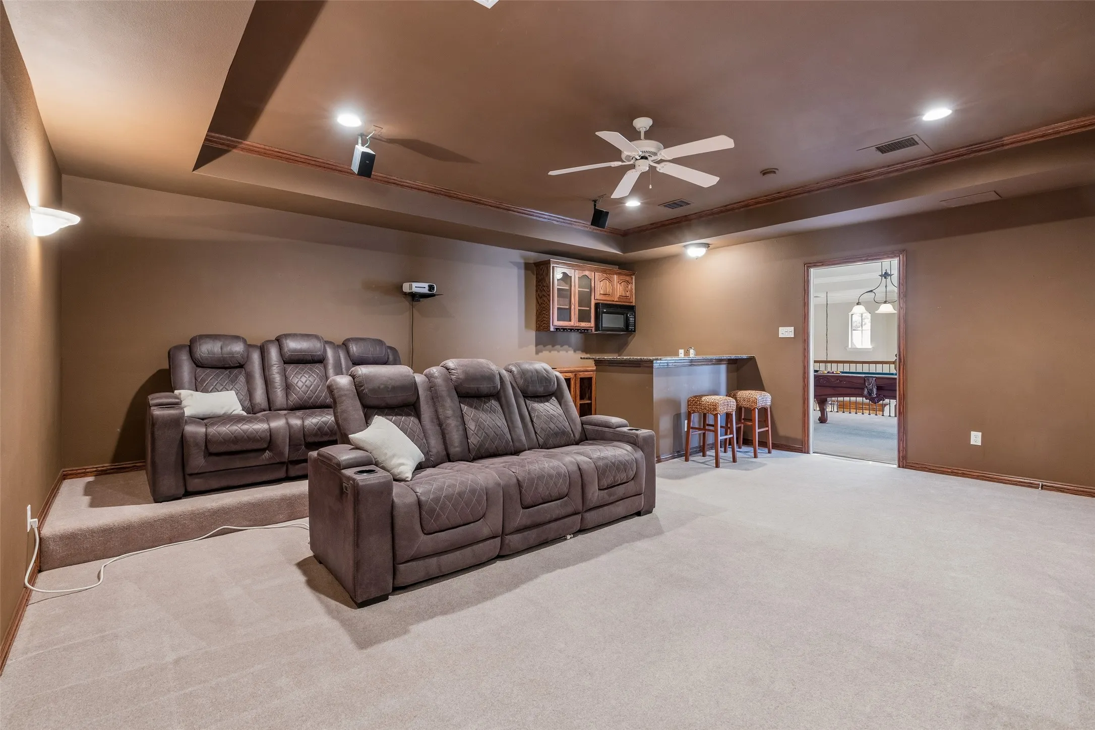 Single Family Residence For Sale in Collin County , 1212 Barrister Circle, Murphy, Texas 75094, 4 Bedroom, 4 Bathroom, 3 Garage spaces, 3,967 Sqft, built in 2001, mls#21405064, Real Estate Agent in Murphy, Homes For Sale in Collin county, Homes For Sale in Murphy, Realtor in Murphy Texas, Real Estate Brokerage Independent Realty Texas, Luminita Cordes Realtor
