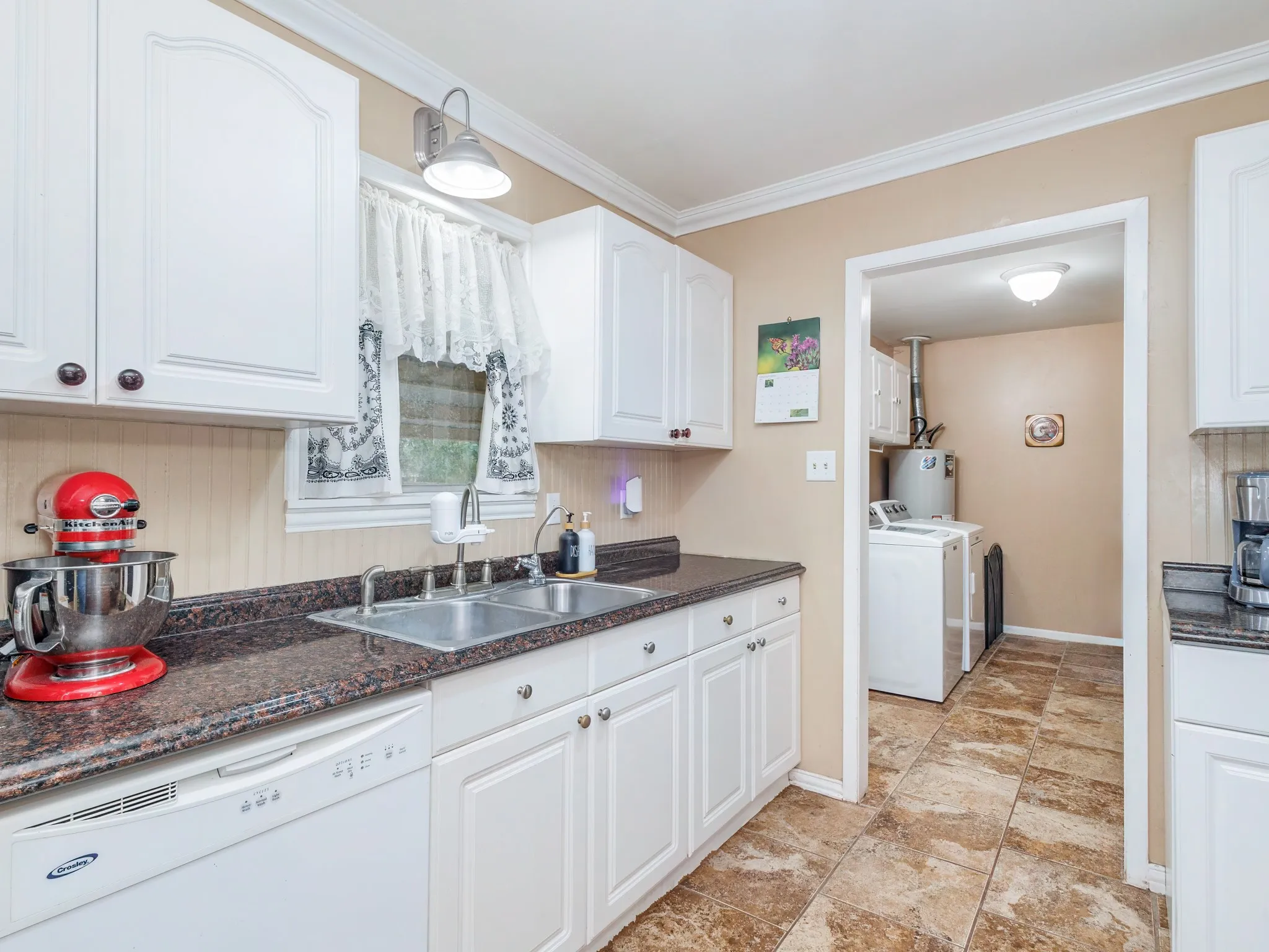 Single Family Residence For Sale in Runnels County , 1201 N 10th Street, Ballinger, Texas 76821, 3 Bedroom, 2 Bathroom, Garage spaces, 1,612 Sqft, built in 1980, mls#21405048, Real Estate Agent in Ballinger, Homes For Sale in Runnels county, Homes For Sale in Ballinger, Realtor in Ballinger Texas, Real Estate Brokerage Independent Realty Texas, Luminita Cordes Realtor
