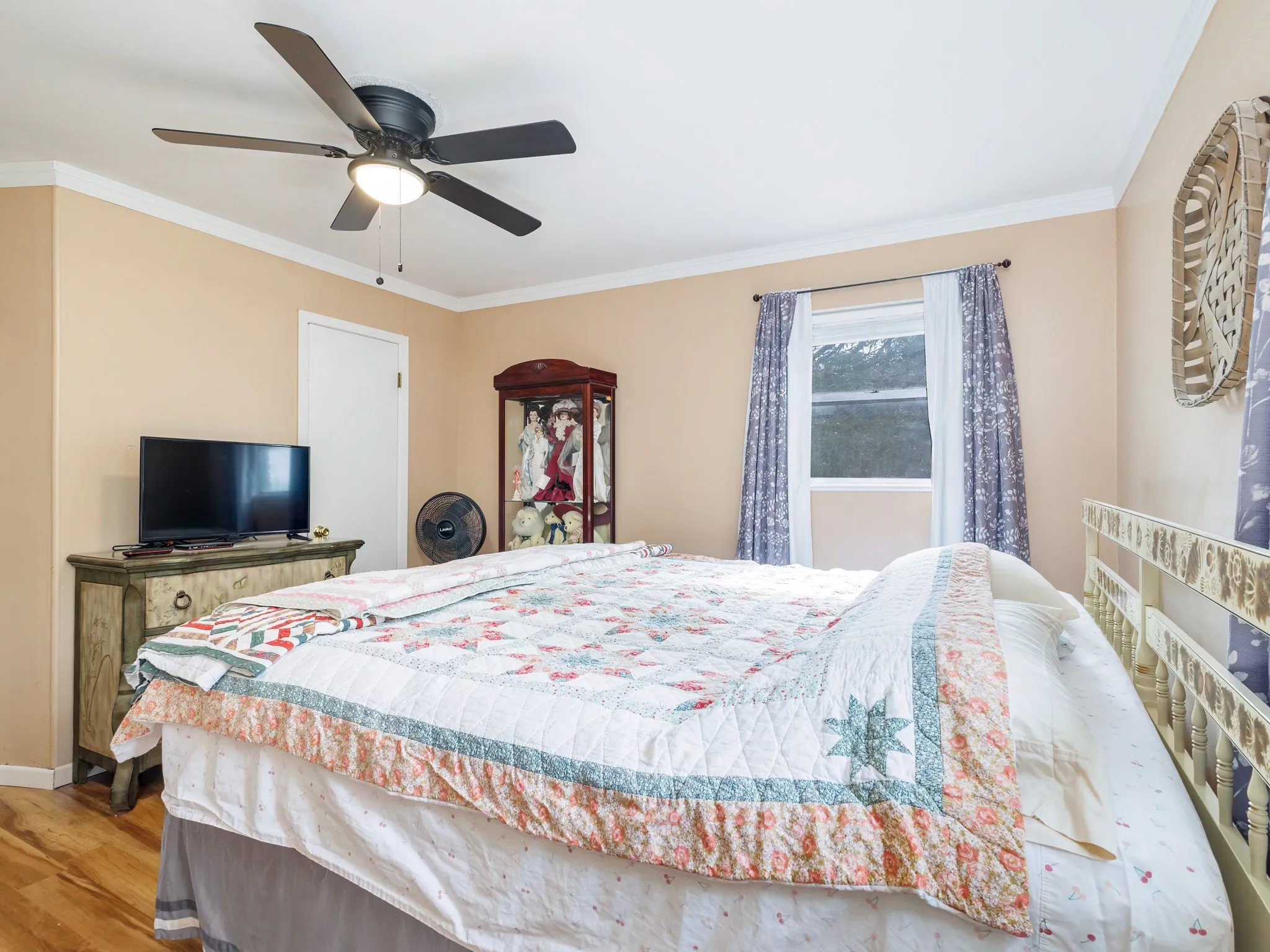 Single Family Residence For Sale in Runnels County , 1201 N 10th Street, Ballinger, Texas 76821, 3 Bedroom, 2 Bathroom, Garage spaces, 1,612 Sqft, built in 1980, mls#21405048, Real Estate Agent in Ballinger, Homes For Sale in Runnels county, Homes For Sale in Ballinger, Realtor in Ballinger Texas, Real Estate Brokerage Independent Realty Texas, Luminita Cordes Realtor