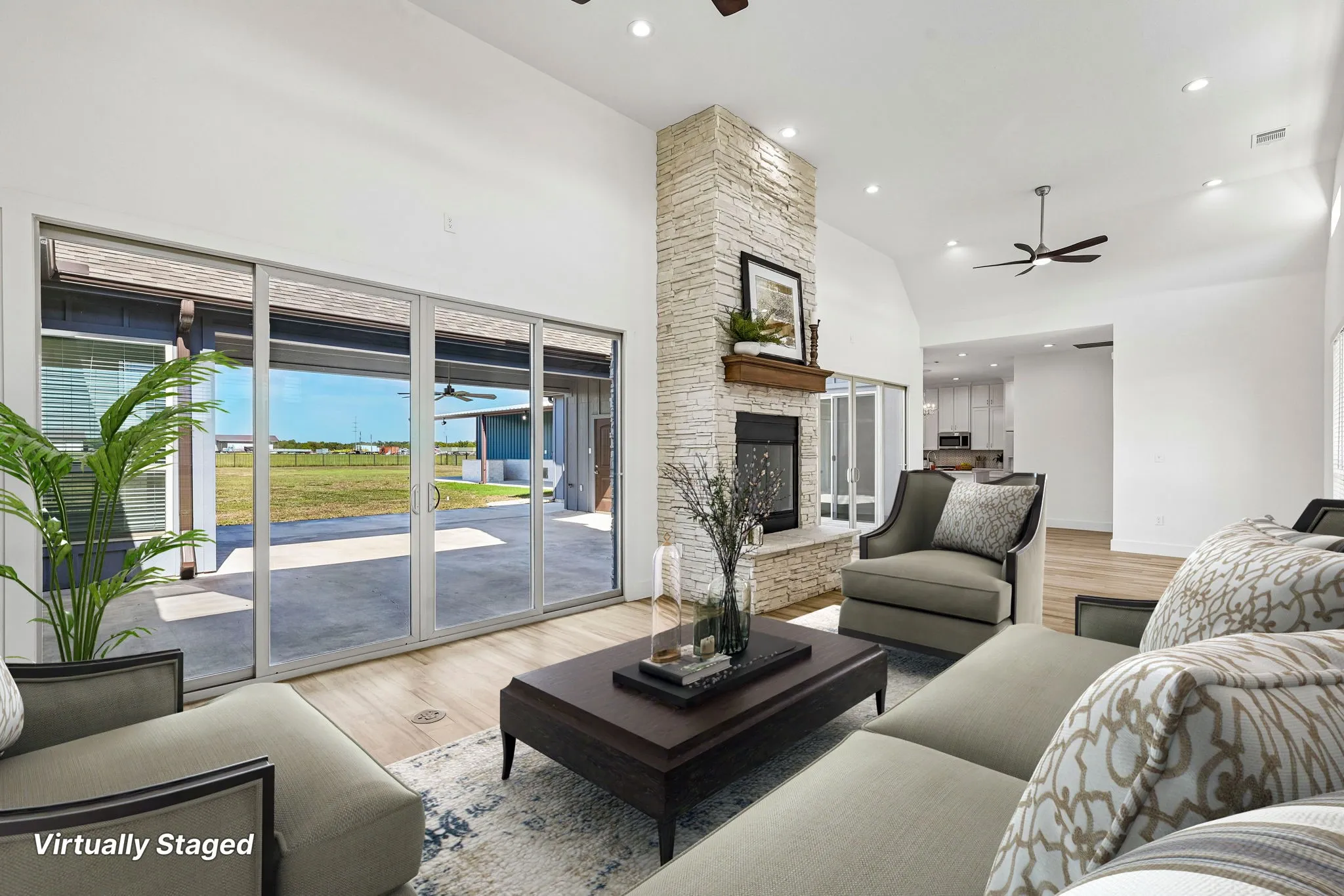 Single Family Residence For Sale in Fannin County , 291 County Road 4833, Leonard, Texas 75452, 4 Bedroom, 4 Bathroom, 4 Garage spaces, 2,618 Sqft, built in 2023, mls#21403698, Real Estate Agent in Leonard, Homes For Sale in Fannin county, Homes For Sale in Leonard, Realtor in Leonard Texas, Real Estate Brokerage Independent Realty Texas, Luminita Cordes Realtor