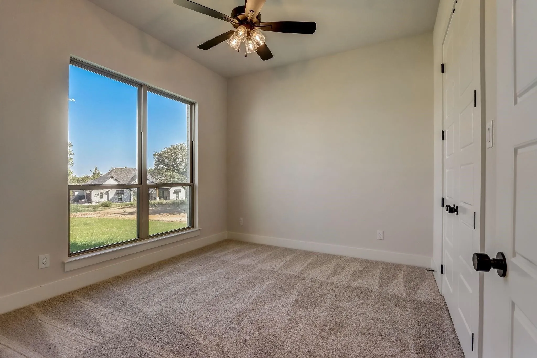 Single Family Residence For Sale in Parker County , 1007 Meadow Wood Terrace, Azle, Texas 76020, 4 Bedroom, 3 Bathroom, 3 Garage spaces, 2,408 Sqft, built in 2022, mls#21404426, Real Estate Agent in Azle, Homes For Sale in Parker county, Homes For Sale in Azle, Realtor in Azle Texas, Real Estate Brokerage Independent Realty Texas, Luminita Cordes Realtor