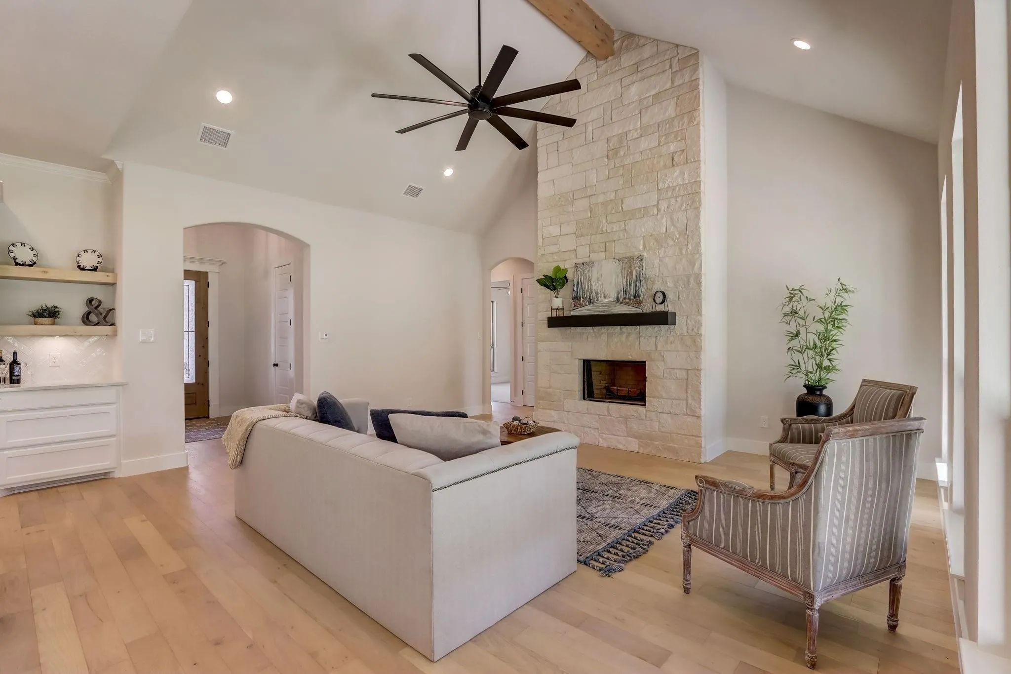 Single Family Residence For Sale in Parker County , 1007 Meadow Wood Terrace, Azle, Texas 76020, 4 Bedroom, 3 Bathroom, 3 Garage spaces, 2,408 Sqft, built in 2022, mls#21404426, Real Estate Agent in Azle, Homes For Sale in Parker county, Homes For Sale in Azle, Realtor in Azle Texas, Real Estate Brokerage Independent Realty Texas, Luminita Cordes Realtor