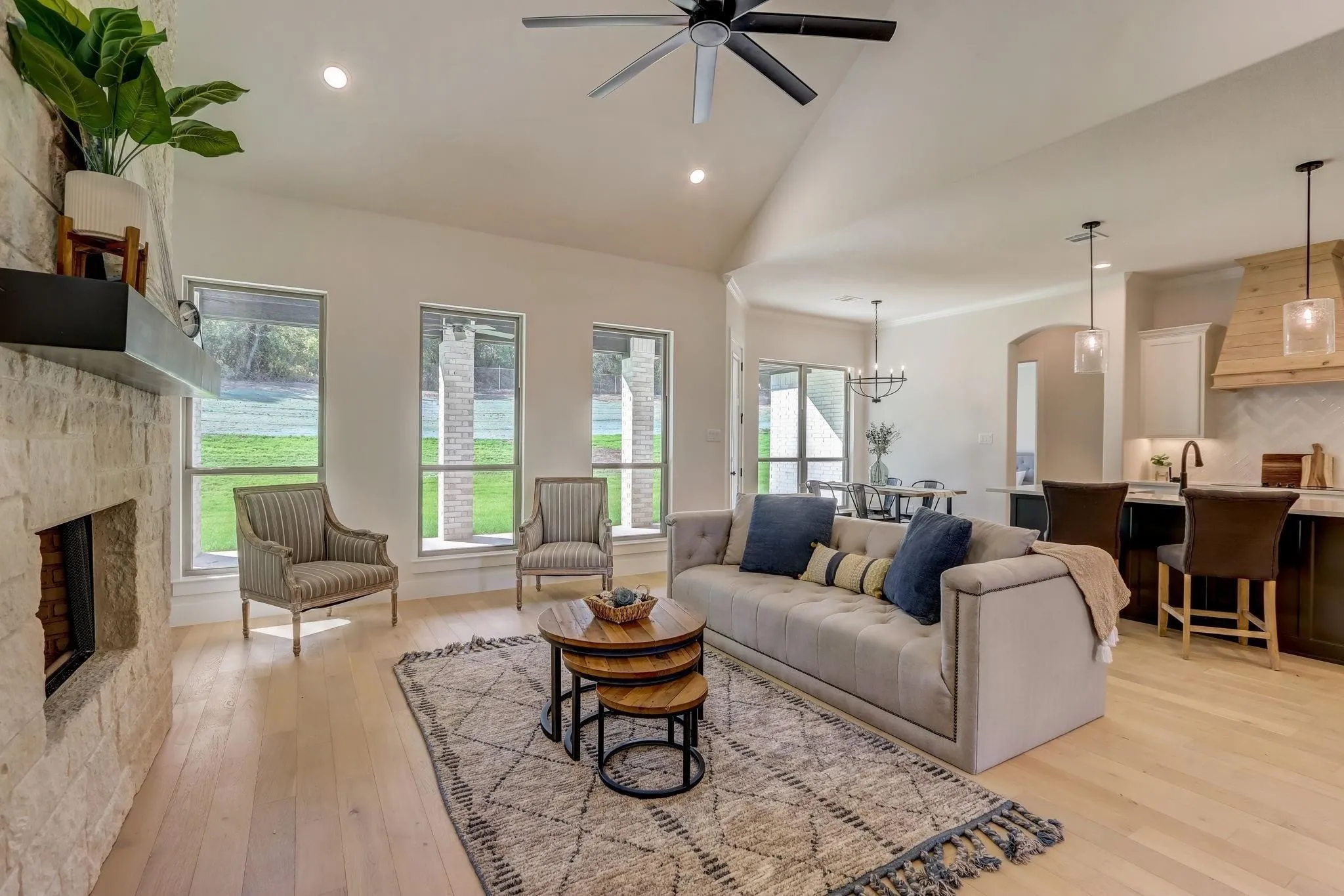 Single Family Residence For Sale in Parker County , 1007 Meadow Wood Terrace, Azle, Texas 76020, 4 Bedroom, 3 Bathroom, 3 Garage spaces, 2,408 Sqft, built in 2022, mls#21404426, Real Estate Agent in Azle, Homes For Sale in Parker county, Homes For Sale in Azle, Realtor in Azle Texas, Real Estate Brokerage Independent Realty Texas, Luminita Cordes Realtor