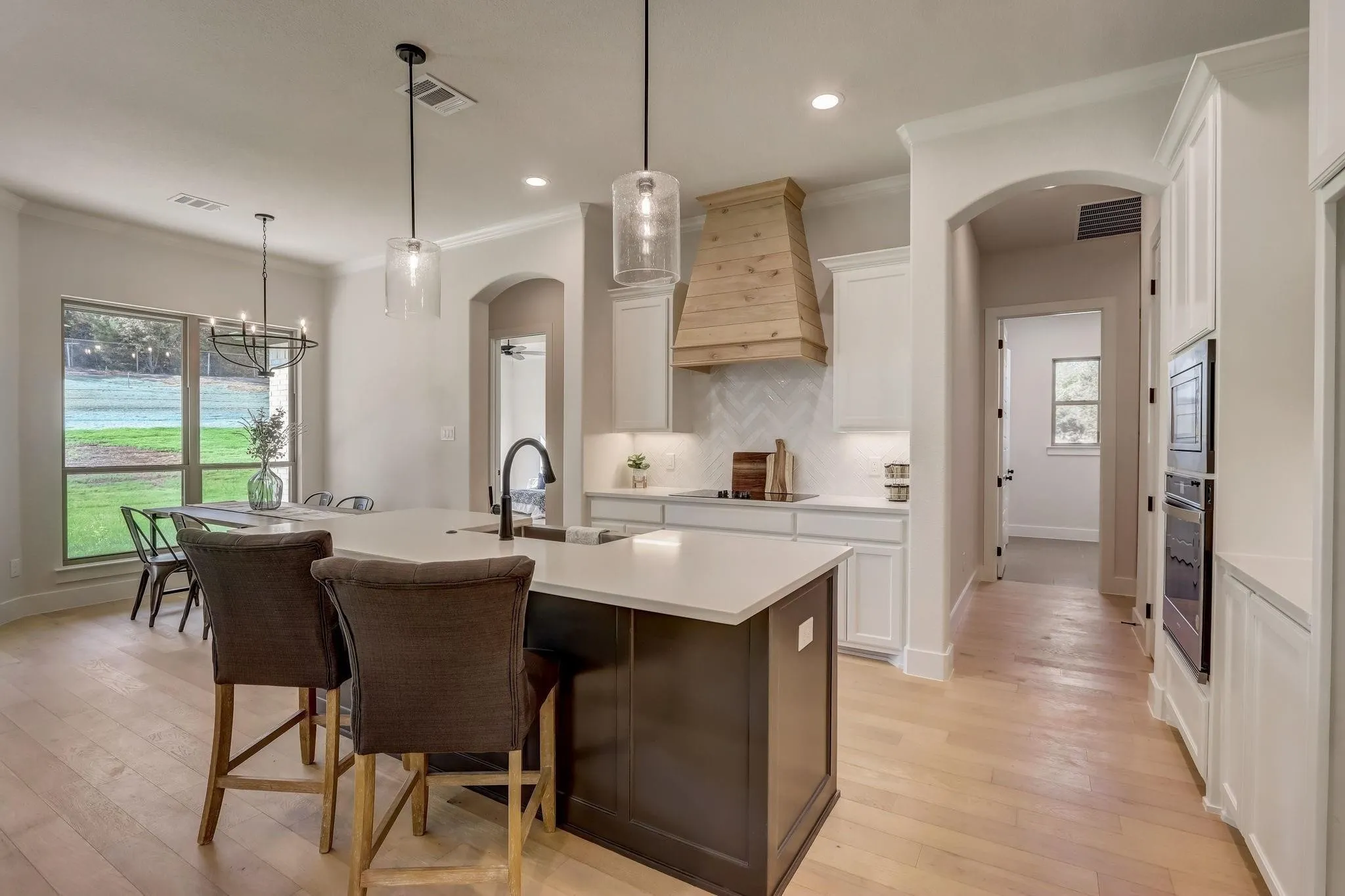 Single Family Residence For Sale in Parker County , 1007 Meadow Wood Terrace, Azle, Texas 76020, 4 Bedroom, 3 Bathroom, 3 Garage spaces, 2,408 Sqft, built in 2022, mls#21404426, Real Estate Agent in Azle, Homes For Sale in Parker county, Homes For Sale in Azle, Realtor in Azle Texas, Real Estate Brokerage Independent Realty Texas, Luminita Cordes Realtor