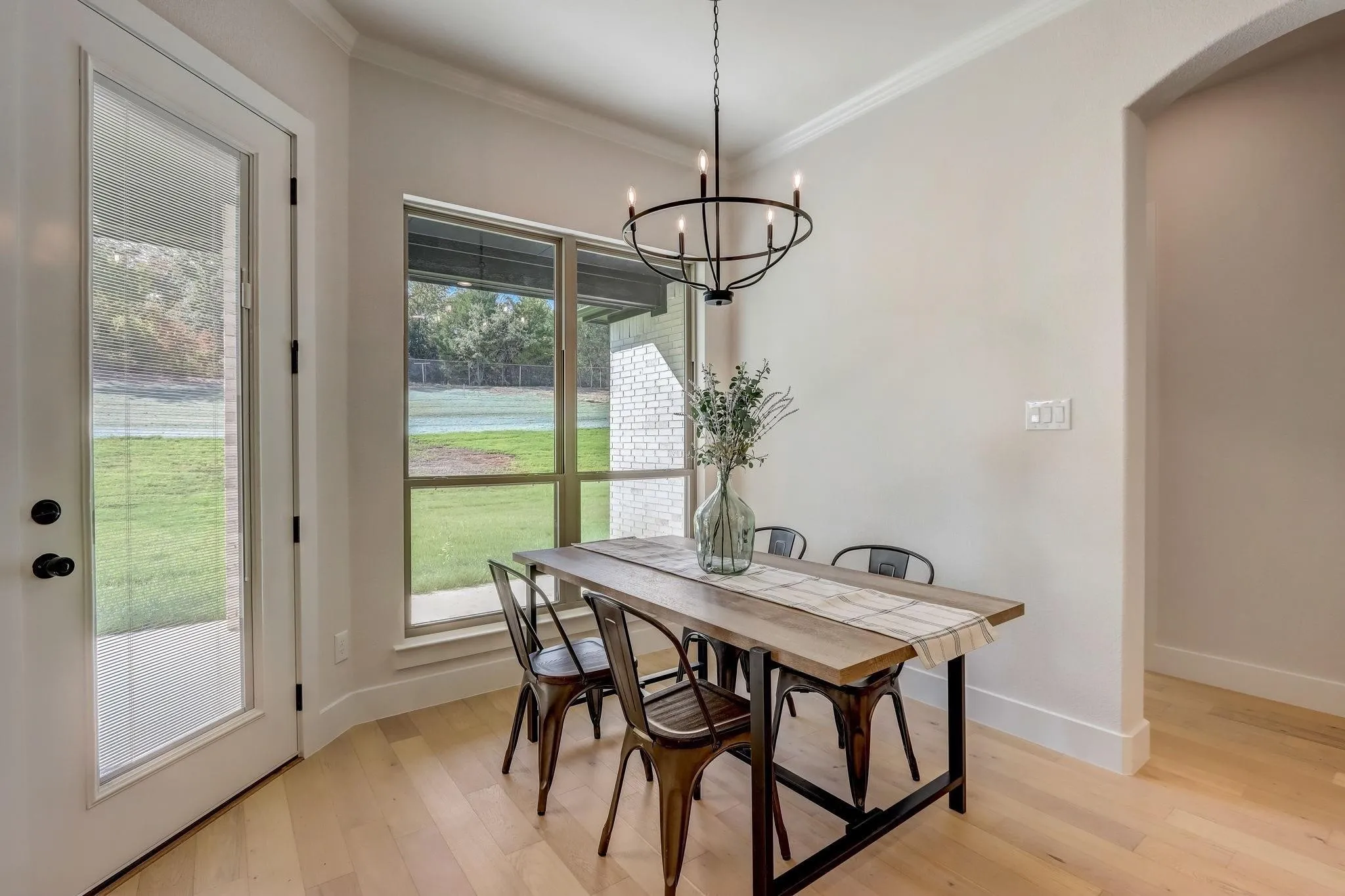Single Family Residence For Sale in Parker County , 1007 Meadow Wood Terrace, Azle, Texas 76020, 4 Bedroom, 3 Bathroom, 3 Garage spaces, 2,408 Sqft, built in 2022, mls#21404426, Real Estate Agent in Azle, Homes For Sale in Parker county, Homes For Sale in Azle, Realtor in Azle Texas, Real Estate Brokerage Independent Realty Texas, Luminita Cordes Realtor