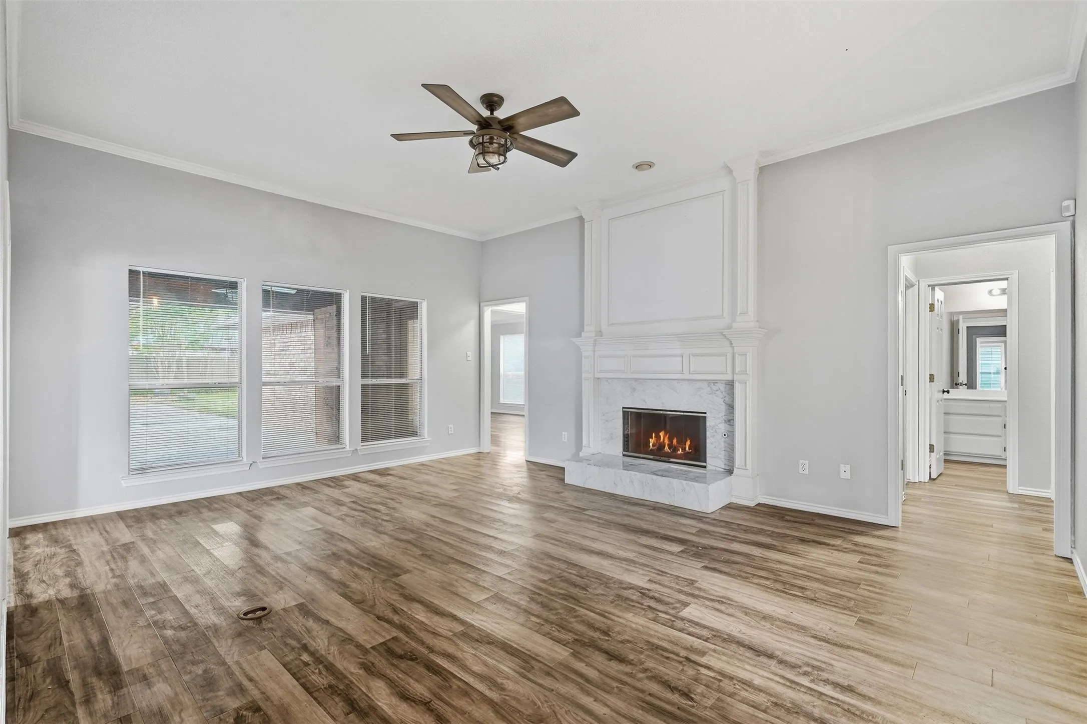 Single Family Residence For Sale in Tarrant County , 8824 Jason Court, North Richland Hills, Texas 76182, 3 Bedroom, 3 Bathroom, 3 Garage spaces, 2,191 Sqft, built in 1993, mls#21404758, Real Estate Agent in North Richland Hills, Homes For Sale in Tarrant county, Homes For Sale in North Richland Hills, Realtor in North Richland Hills Texas, Real Estate Brokerage Independent Realty Texas, Luminita Cordes Realtor