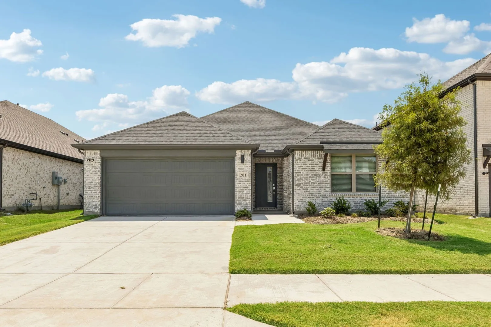 Single Family Residence For Sale in Denton County , 1309 Companero Street, Haslet, Texas 76052, 3 Bedroom, 2 Bathroom, 2 Garage spaces, 1,975 Sqft, built in 2026, mls#21405118, Real Estate Agent in Haslet, Homes For Sale in Denton county, Homes For Sale in Haslet, Realtor in Haslet Texas, Real Estate Brokerage Independent Realty Texas, Luminita Cordes Realtor