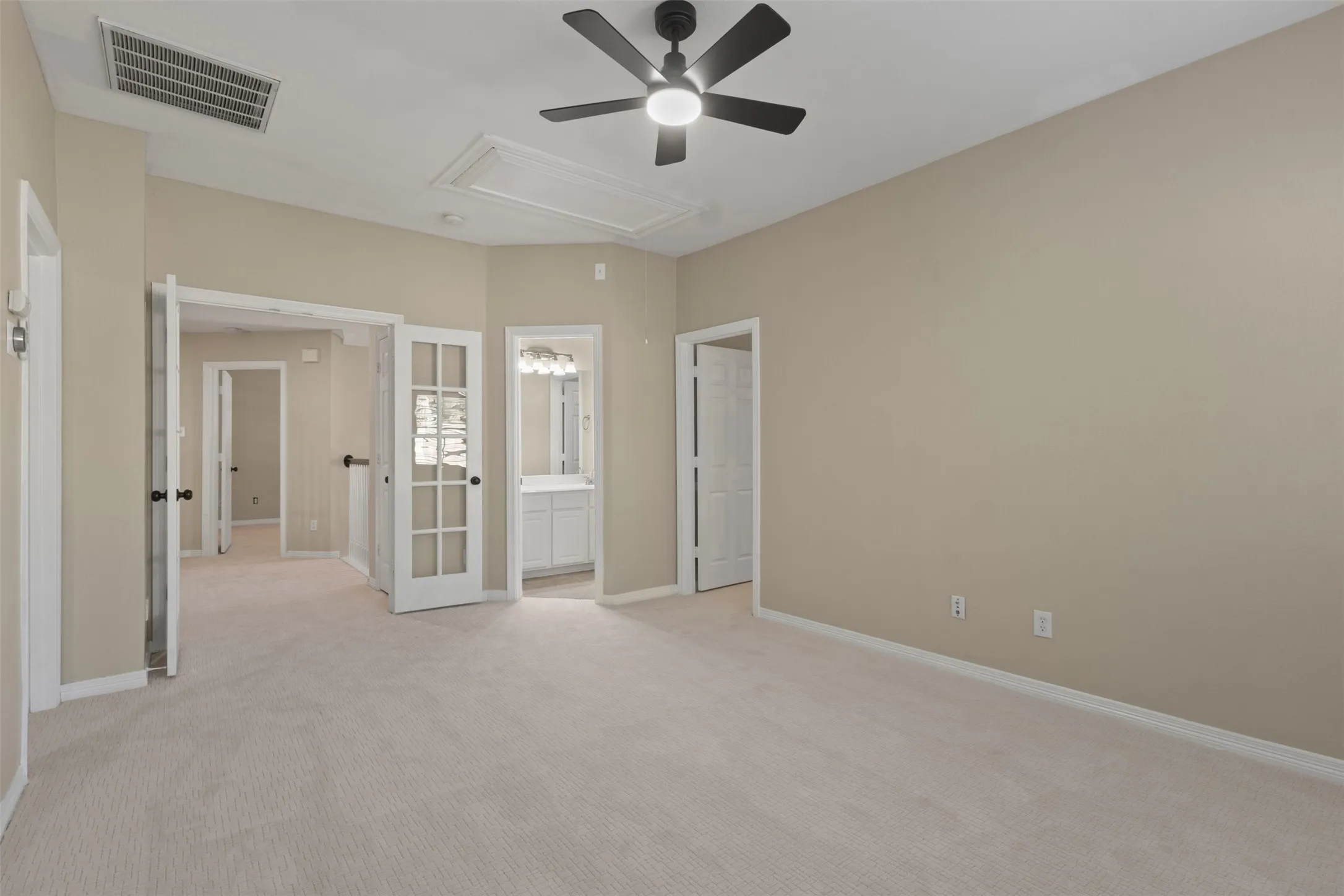 Single Family Residence For Sale in Collin County , 5705 Sandalwood Drive, Mc Kinney, Texas 75072, 4 Bedroom, 4 Bathroom, 3 Garage spaces, 3,236 Sqft, built in 1999, mls#21405125, Real Estate Agent in Mc Kinney, Homes For Sale in Collin county, Homes For Sale in Mc Kinney, Realtor in Mc Kinney Texas, Real Estate Brokerage Independent Realty Texas, Luminita Cordes Realtor