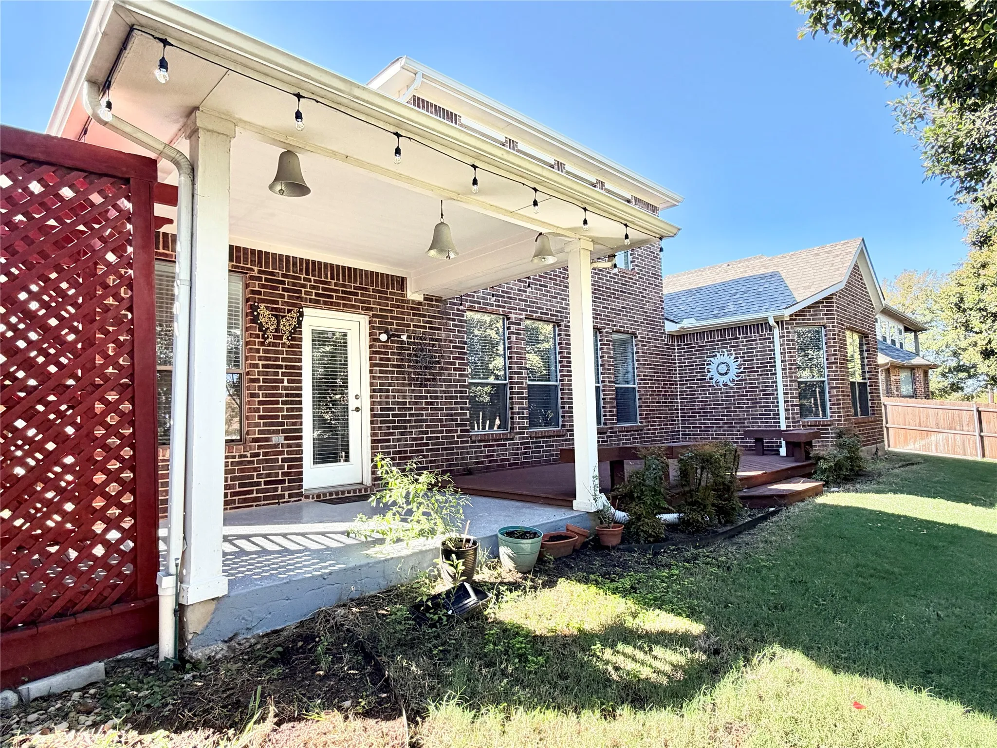 Single Family Residence For Sale in Tarrant County , 205 Edenderry Drive, Keller, Texas 76248, 4 Bedroom, 4 Bathroom, 2 Garage spaces, 3,734 Sqft, built in 2006, mls#21405067, Real Estate Agent in Keller, Homes For Sale in Tarrant county, Homes For Sale in Keller, Realtor in Keller Texas, Real Estate Brokerage Independent Realty Texas, Luminita Cordes Realtor