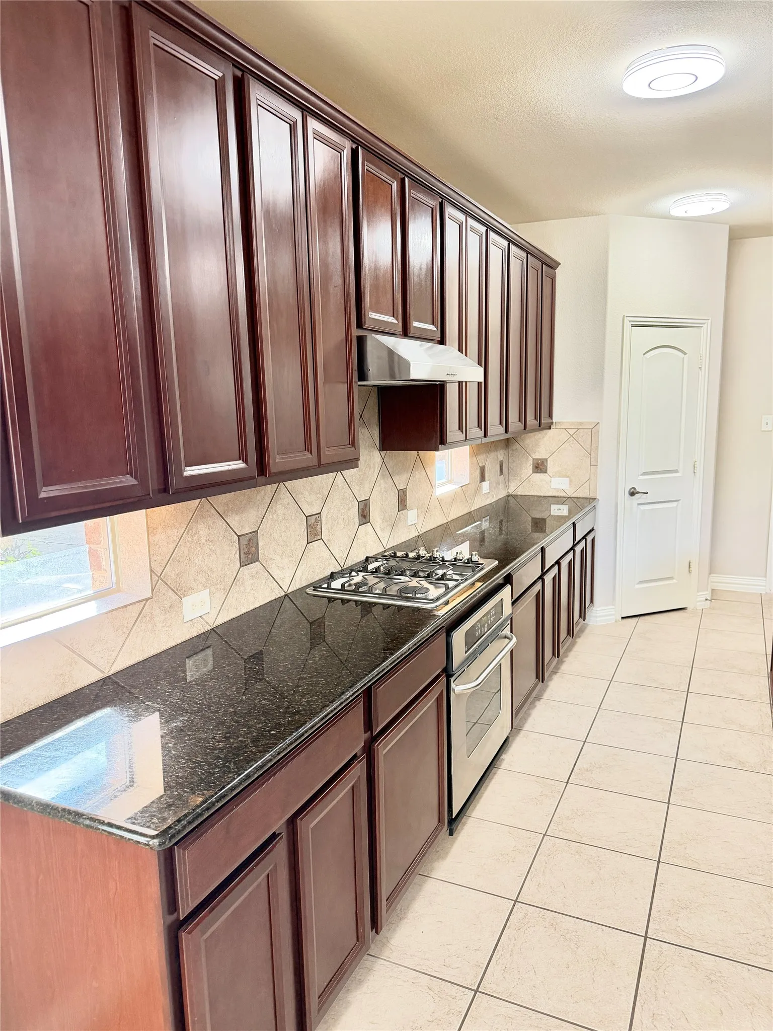 Single Family Residence For Sale in Tarrant County , 205 Edenderry Drive, Keller, Texas 76248, 4 Bedroom, 4 Bathroom, 2 Garage spaces, 3,734 Sqft, built in 2006, mls#21405067, Real Estate Agent in Keller, Homes For Sale in Tarrant county, Homes For Sale in Keller, Realtor in Keller Texas, Real Estate Brokerage Independent Realty Texas, Luminita Cordes Realtor
