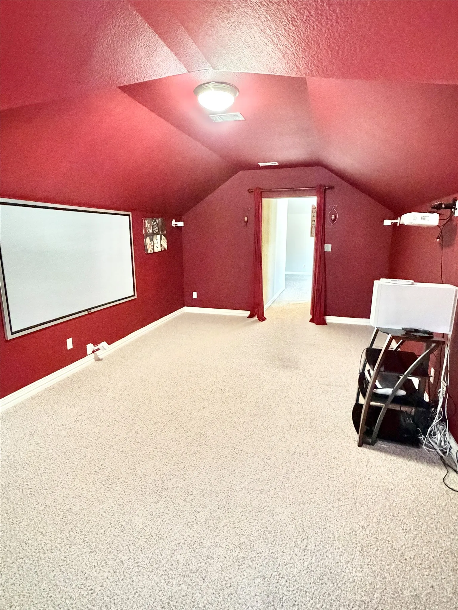 Single Family Residence For Sale in Tarrant County , 205 Edenderry Drive, Keller, Texas 76248, 4 Bedroom, 4 Bathroom, 2 Garage spaces, 3,734 Sqft, built in 2006, mls#21405067, Real Estate Agent in Keller, Homes For Sale in Tarrant county, Homes For Sale in Keller, Realtor in Keller Texas, Real Estate Brokerage Independent Realty Texas, Luminita Cordes Realtor