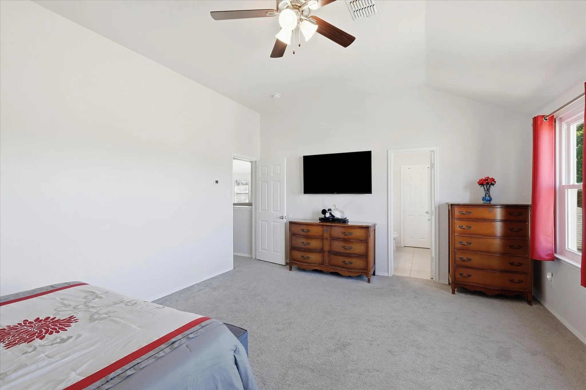 Single Family Residence For Sale in Collin County , 4000 Plymouth Drive, Mc Kinney, Texas 75070, 4 Bedroom, 3 Bathroom, 2 Garage spaces, 2,696 Sqft, built in 2005, mls#21400558, Real Estate Agent in Mc Kinney, Homes For Sale in Collin county, Homes For Sale in Mc Kinney, Realtor in Mc Kinney Texas, Real Estate Brokerage Independent Realty Texas, Luminita Cordes Realtor