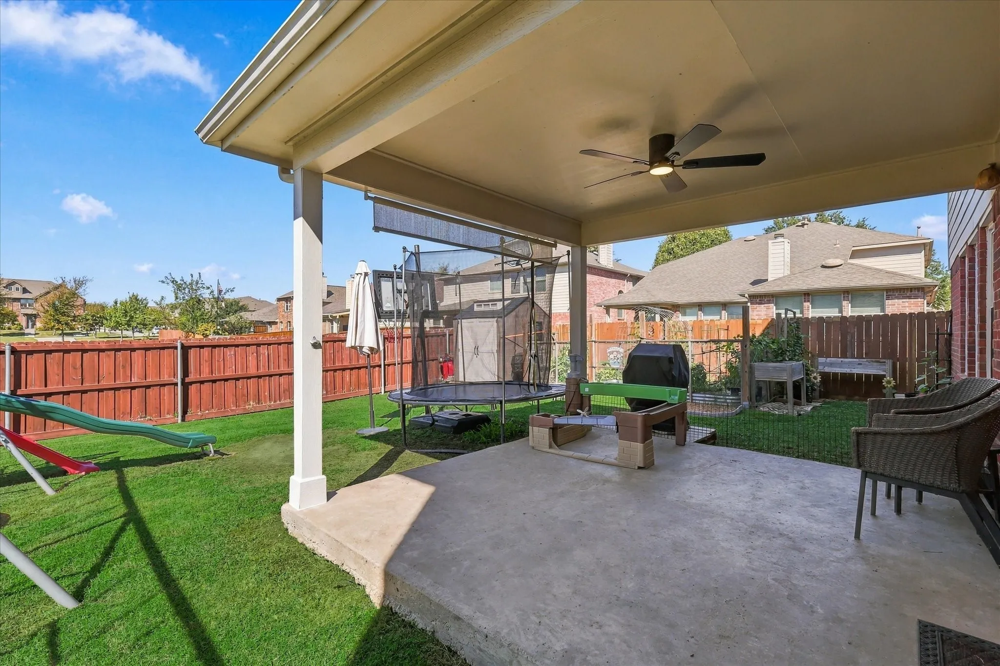 Single Family Residence For Sale in Collin County , 4000 Plymouth Drive, Mc Kinney, Texas 75070, 4 Bedroom, 3 Bathroom, 2 Garage spaces, 2,696 Sqft, built in 2005, mls#21400558, Real Estate Agent in Mc Kinney, Homes For Sale in Collin county, Homes For Sale in Mc Kinney, Realtor in Mc Kinney Texas, Real Estate Brokerage Independent Realty Texas, Luminita Cordes Realtor