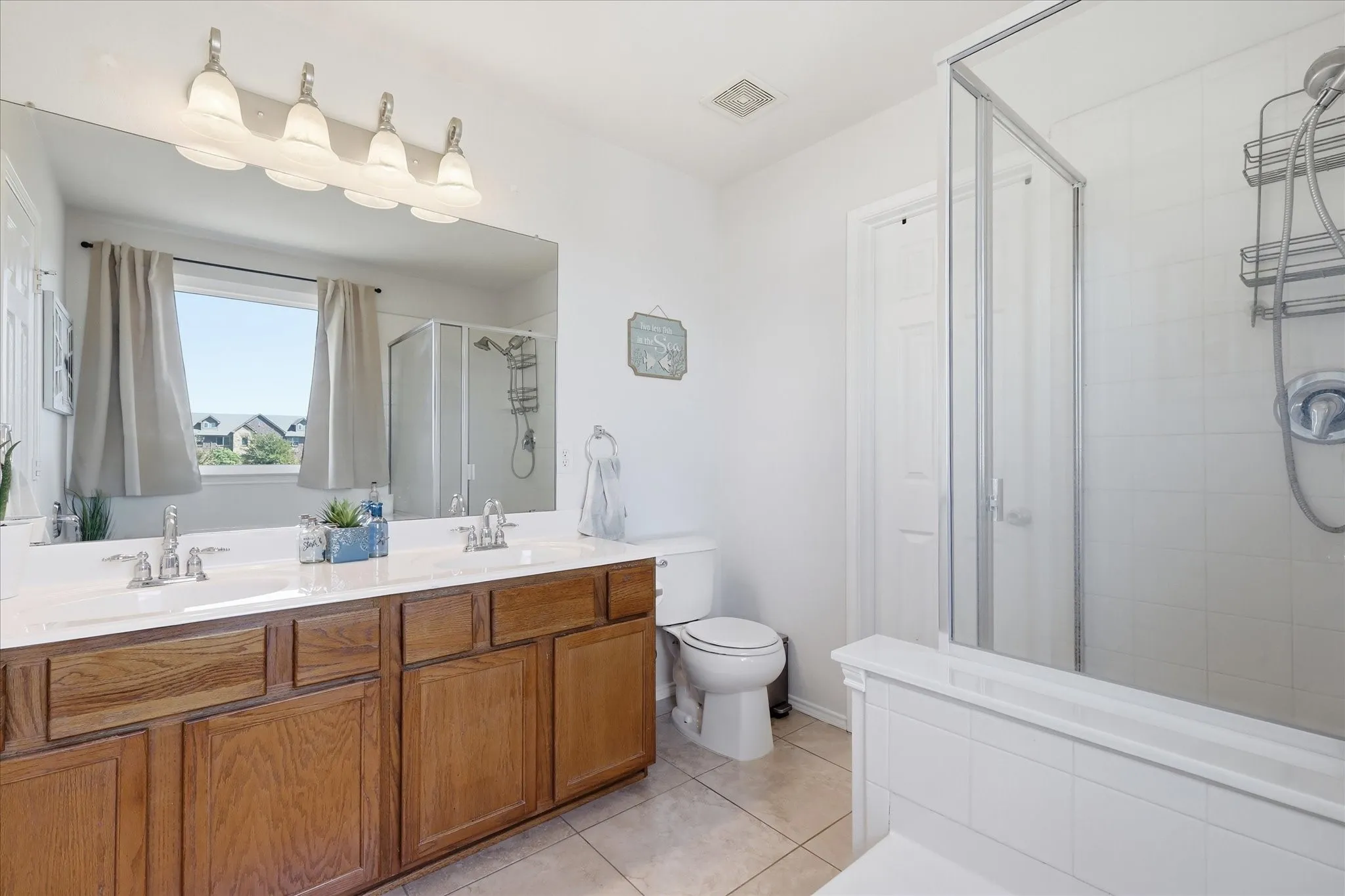 Single Family Residence For Sale in Collin County , 4000 Plymouth Drive, Mc Kinney, Texas 75070, 4 Bedroom, 3 Bathroom, 2 Garage spaces, 2,696 Sqft, built in 2005, mls#21400558, Real Estate Agent in Mc Kinney, Homes For Sale in Collin county, Homes For Sale in Mc Kinney, Realtor in Mc Kinney Texas, Real Estate Brokerage Independent Realty Texas, Luminita Cordes Realtor