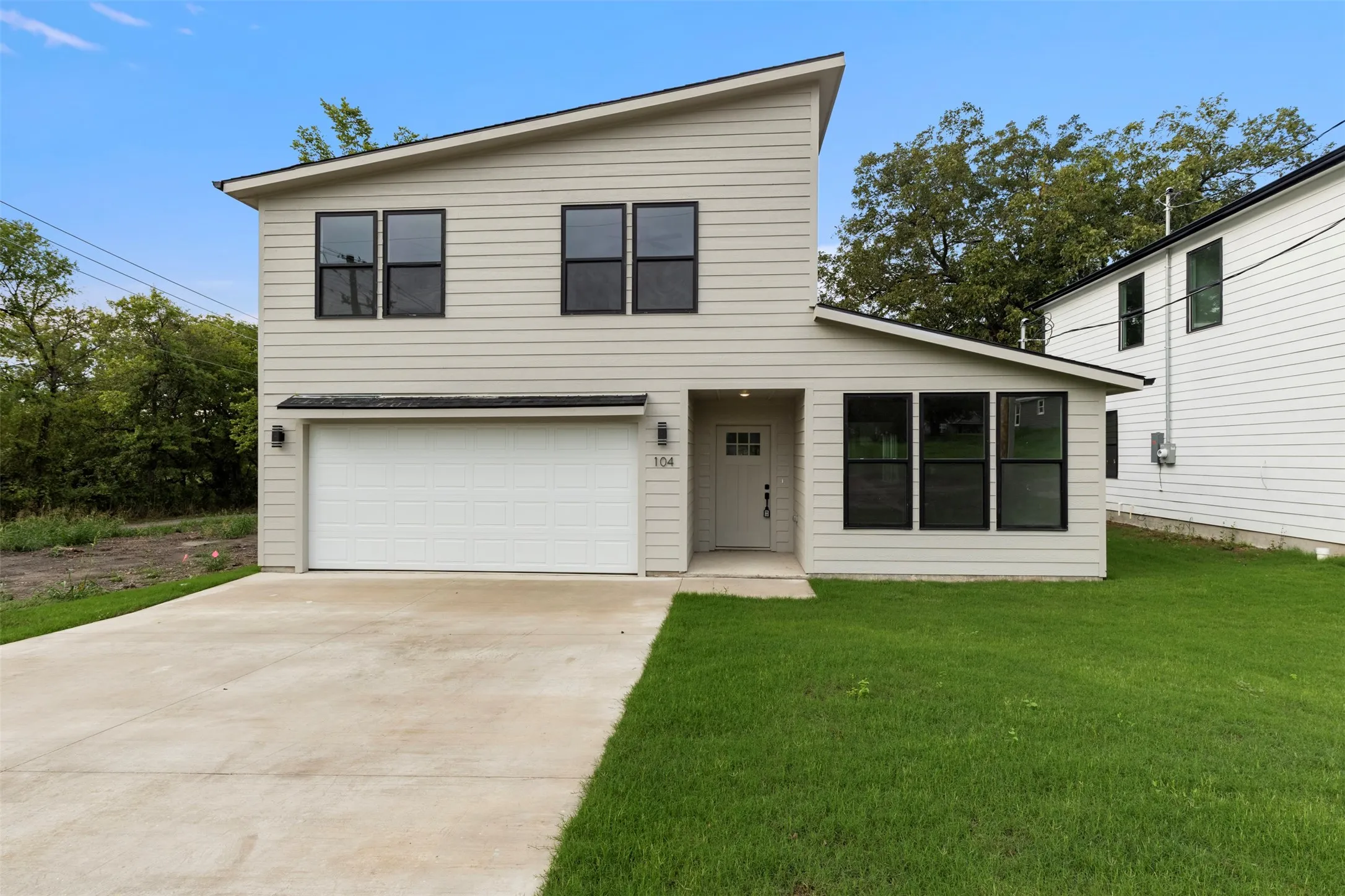Single Family Residence For Sale in Grayson County , 104 E Miller, Whitewright, Texas 75491, 5 Bedroom, 3 Bathroom, 2 Garage spaces, 2,100 Sqft, built in 2026, mls#21405065, Real Estate Agent in Whitewright, Homes For Sale in Grayson county, Homes For Sale in Whitewright, Realtor in Whitewright Texas, Real Estate Brokerage Independent Realty Texas, Luminita Cordes Realtor