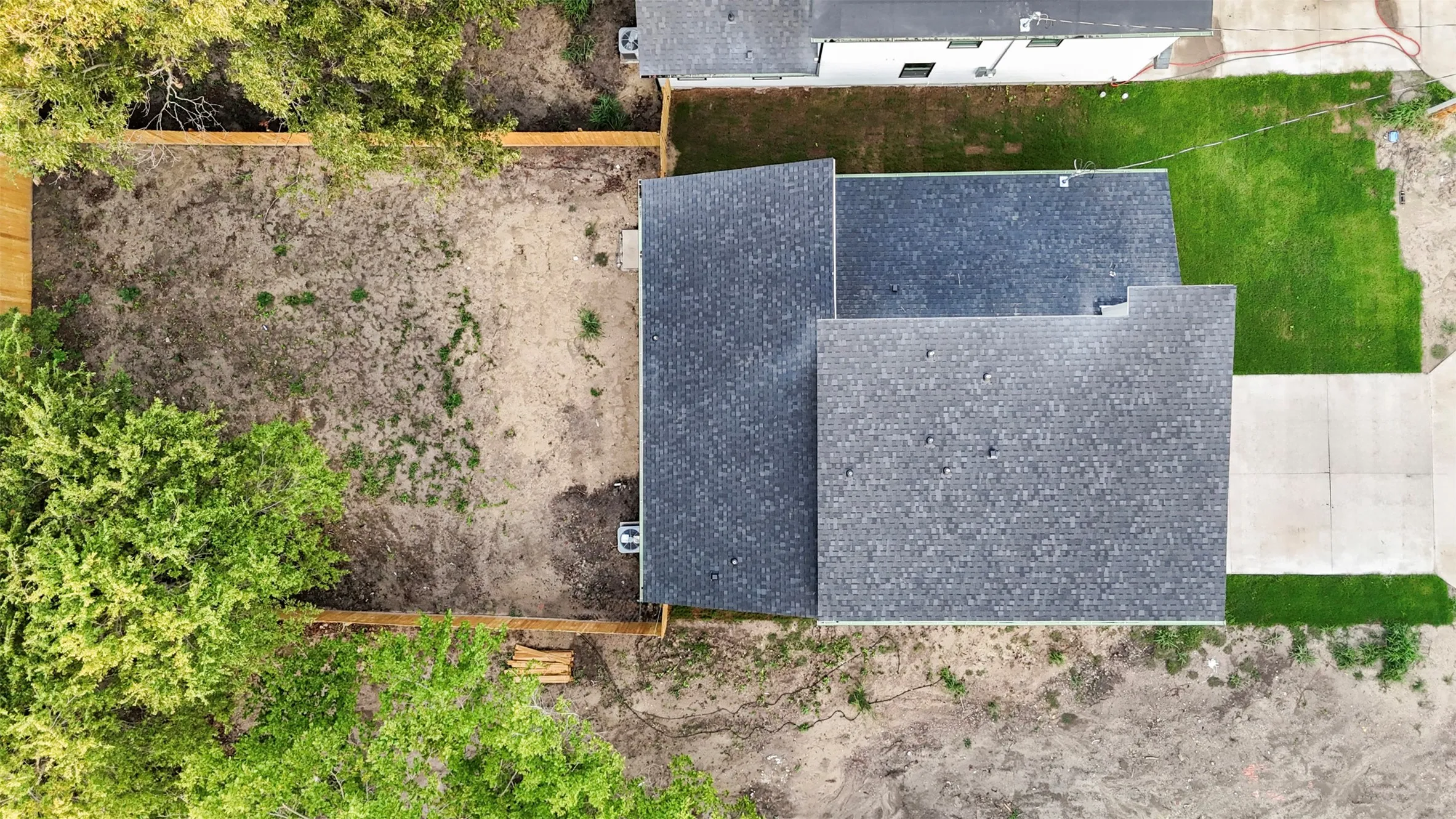 Single Family Residence For Sale in Grayson County , 104 E Miller, Whitewright, Texas 75491, 5 Bedroom, 3 Bathroom, 2 Garage spaces, 2,100 Sqft, built in 2026, mls#21405065, Real Estate Agent in Whitewright, Homes For Sale in Grayson county, Homes For Sale in Whitewright, Realtor in Whitewright Texas, Real Estate Brokerage Independent Realty Texas, Luminita Cordes Realtor