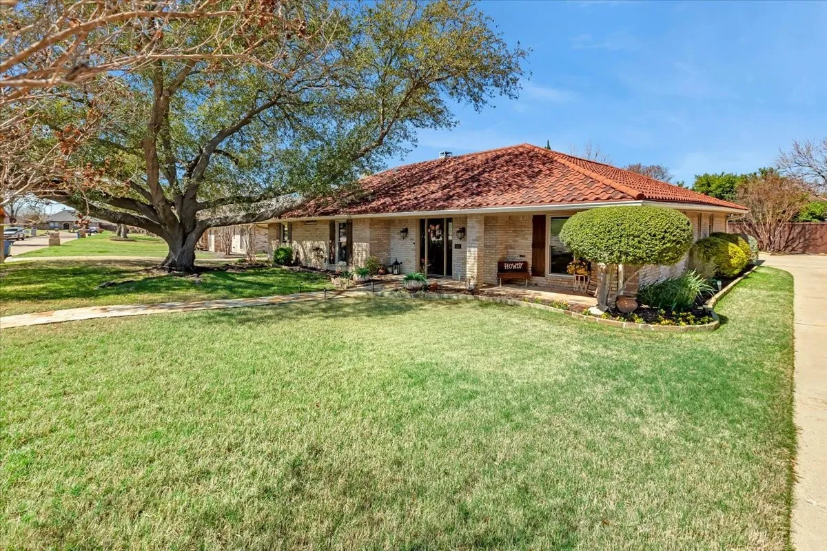 Large Front Yard