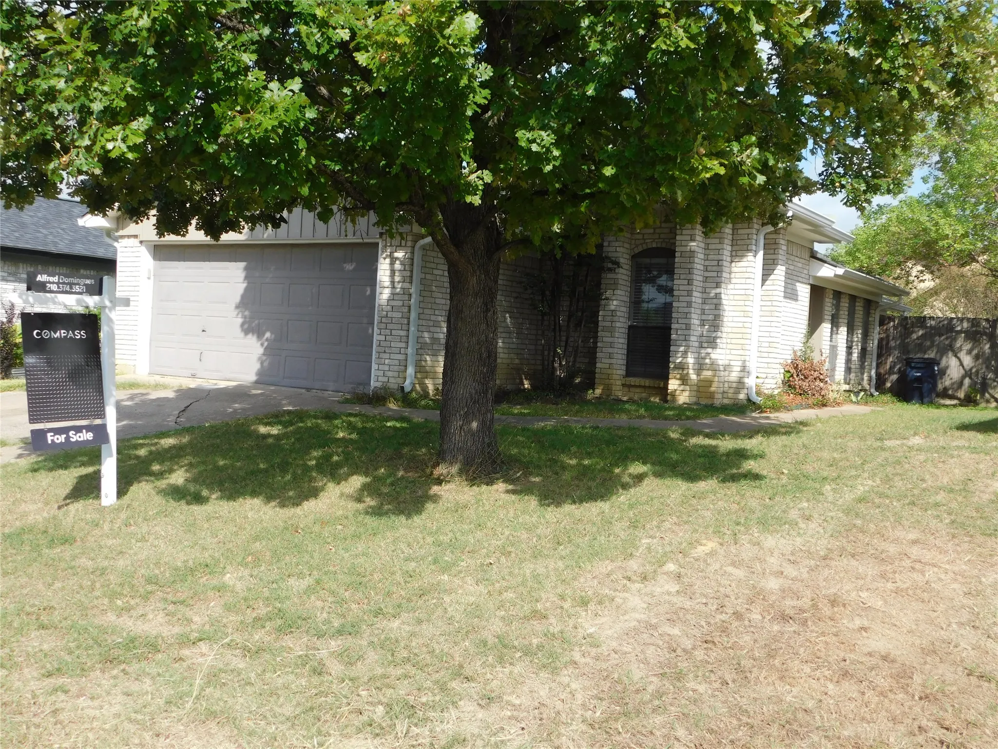 Single Family Residence For Sale