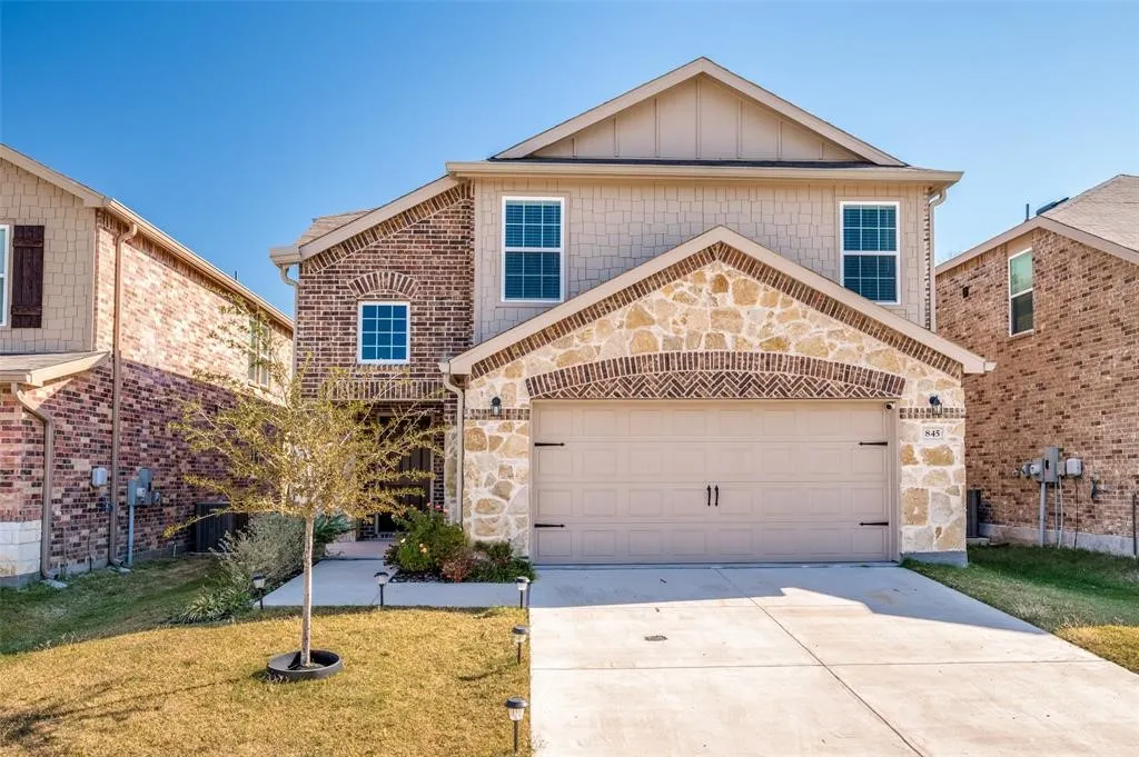 Single Family Residence For Sale in Collin County , 845 Poppy Cove Lane, Princeton, Texas 75407, 4 Bedroom, 3 Bathroom, 2 Garage spaces, 1,920 Sqft, built in 2024, mls#21405015, Real Estate Agent in Princeton, Homes For Sale in Collin county, Homes For Sale in Princeton, Realtor in Princeton Texas, Real Estate Brokerage Independent Realty Texas, Luminita Cordes Realtor