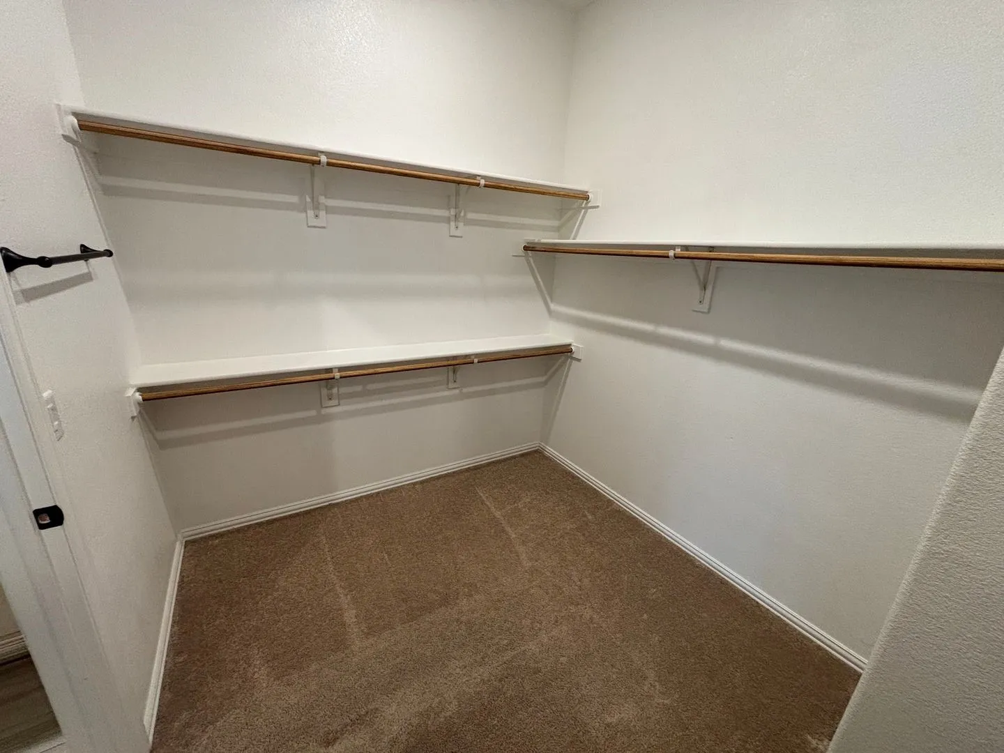 Single Family Residence For Rent in Kaufman County , 1104 Canterbury Lane, Forney, Texas 75126, 4 Bedroom, 2 Bathroom, 2 Garage spaces, 2,295 Sqft, built in 2021, mls#21405159, Real Estate Agent in Forney, Homes For Rent in Kaufman county, Homes For Rent in Forney, Realtor in Forney Texas, Real Estate Brokerage Independent Realty Texas, Luminita Cordes Realtor