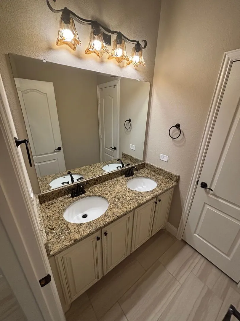 Single Family Residence For Rent in Kaufman County , 1104 Canterbury Lane, Forney, Texas 75126, 4 Bedroom, 2 Bathroom, 2 Garage spaces, 2,295 Sqft, built in 2021, mls#21405159, Real Estate Agent in Forney, Homes For Rent in Kaufman county, Homes For Rent in Forney, Realtor in Forney Texas, Real Estate Brokerage Independent Realty Texas, Luminita Cordes Realtor