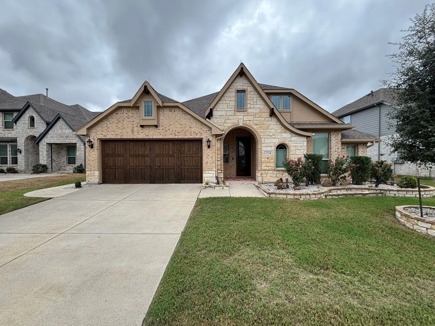 Single Family Residence For Rent in Kaufman County , 1104 Canterbury Lane, Forney, Texas 75126, 4 Bedroom, 2 Bathroom, 2 Garage spaces, 2,295 Sqft, built in 2021, mls#21405159, Real Estate Agent in Forney, Homes For Rent in Kaufman county, Homes For Rent in Forney, Realtor in Forney Texas, Real Estate Brokerage Independent Realty Texas, Luminita Cordes Realtor