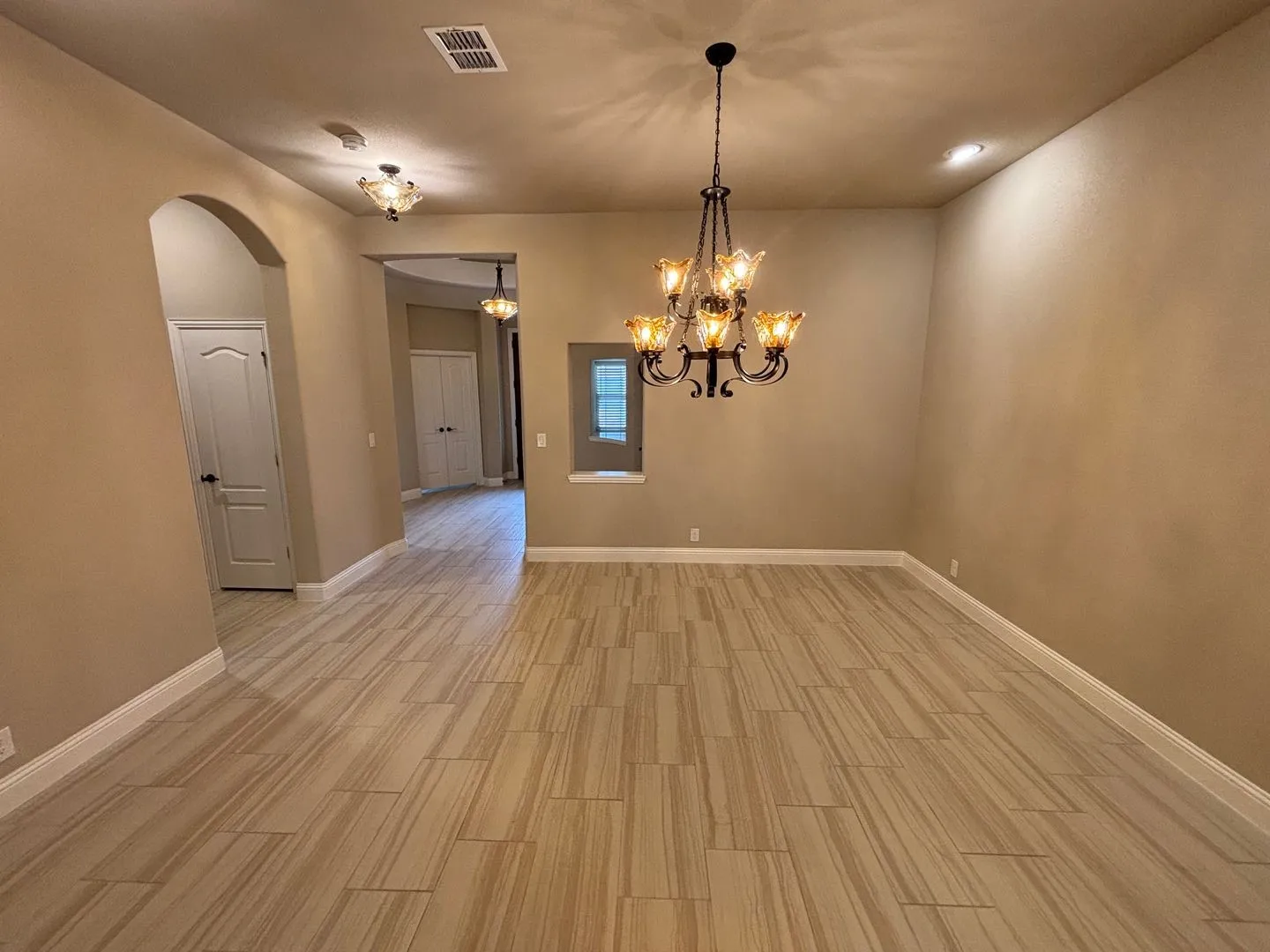 Single Family Residence For Rent in Kaufman County , 1104 Canterbury Lane, Forney, Texas 75126, 4 Bedroom, 2 Bathroom, 2 Garage spaces, 2,295 Sqft, built in 2021, mls#21405159, Real Estate Agent in Forney, Homes For Rent in Kaufman county, Homes For Rent in Forney, Realtor in Forney Texas, Real Estate Brokerage Independent Realty Texas, Luminita Cordes Realtor