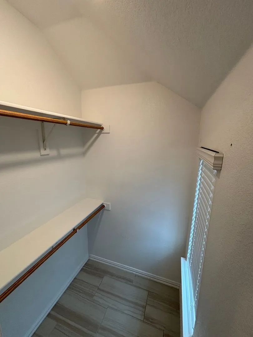 Single Family Residence For Rent in Kaufman County , 1104 Canterbury Lane, Forney, Texas 75126, 4 Bedroom, 2 Bathroom, 2 Garage spaces, 2,295 Sqft, built in 2021, mls#21405159, Real Estate Agent in Forney, Homes For Rent in Kaufman county, Homes For Rent in Forney, Realtor in Forney Texas, Real Estate Brokerage Independent Realty Texas, Luminita Cordes Realtor