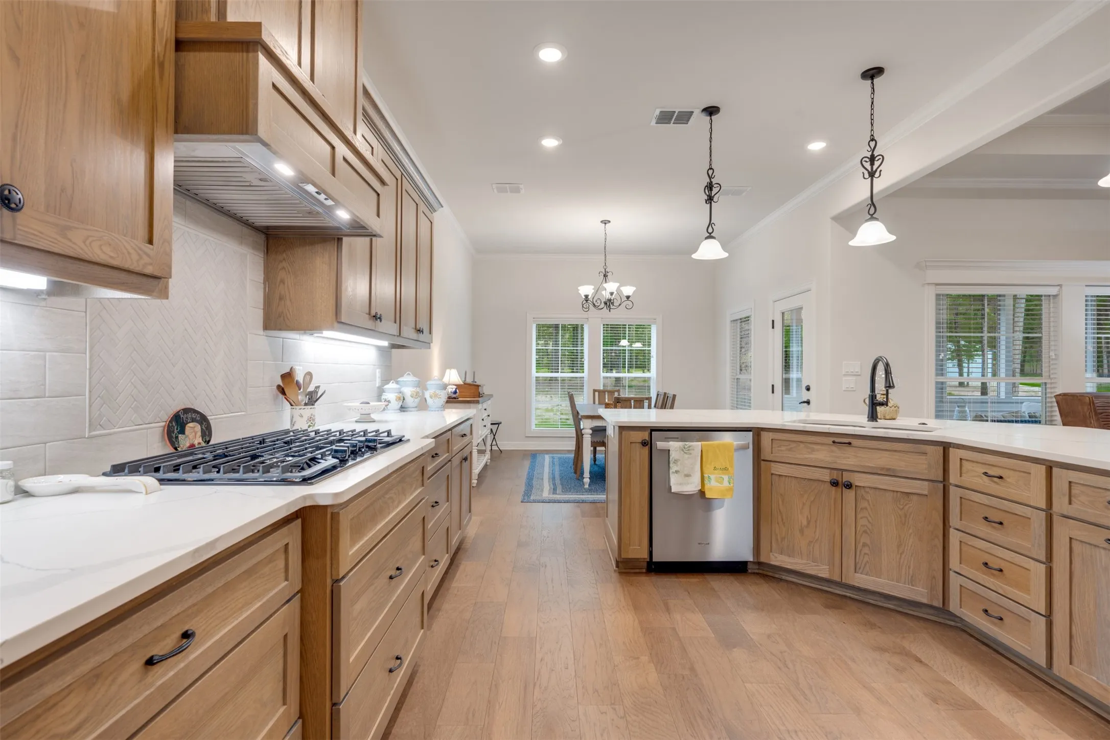 Single Family Residence For Sale in Henderson County , 3113 Shadow Pine Drive, Larue, Texas 75770, 4 Bedroom, 3 Bathroom, 3 Garage spaces, 2,360 Sqft, built in 2023, mls#21405014, Real Estate Agent in Larue, Homes For Sale in Henderson county, Homes For Sale in Larue, Realtor in Larue Texas, Real Estate Brokerage Independent Realty Texas, Luminita Cordes Realtor