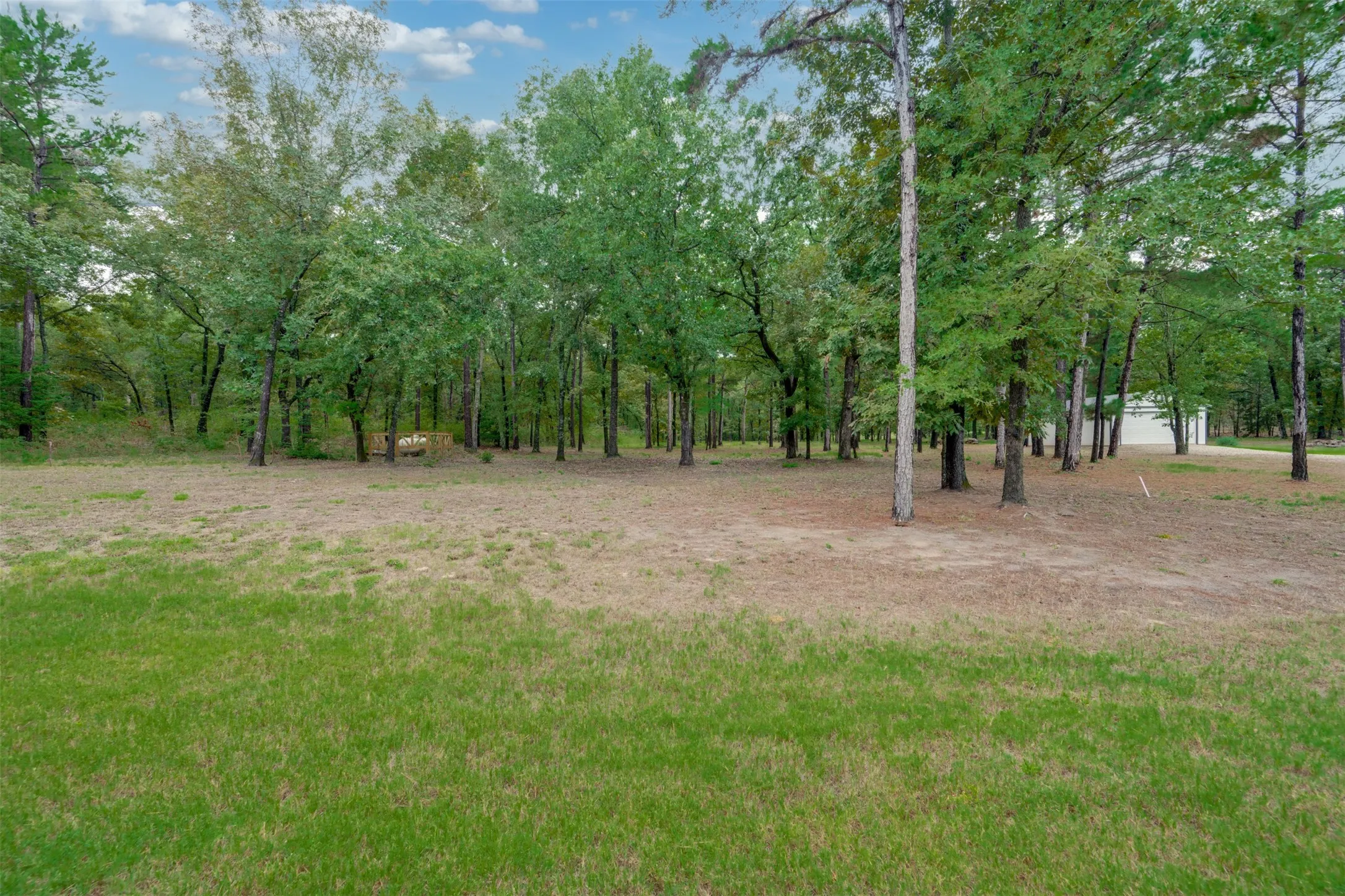 Single Family Residence For Sale in Henderson County , 3113 Shadow Pine Drive, Larue, Texas 75770, 4 Bedroom, 3 Bathroom, 3 Garage spaces, 2,360 Sqft, built in 2023, mls#21405014, Real Estate Agent in Larue, Homes For Sale in Henderson county, Homes For Sale in Larue, Realtor in Larue Texas, Real Estate Brokerage Independent Realty Texas, Luminita Cordes Realtor