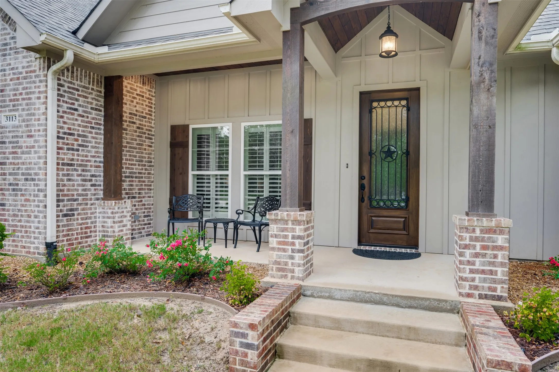 Single Family Residence For Sale in Henderson County , 3113 Shadow Pine Drive, Larue, Texas 75770, 4 Bedroom, 3 Bathroom, 3 Garage spaces, 2,360 Sqft, built in 2023, mls#21405014, Real Estate Agent in Larue, Homes For Sale in Henderson county, Homes For Sale in Larue, Realtor in Larue Texas, Real Estate Brokerage Independent Realty Texas, Luminita Cordes Realtor