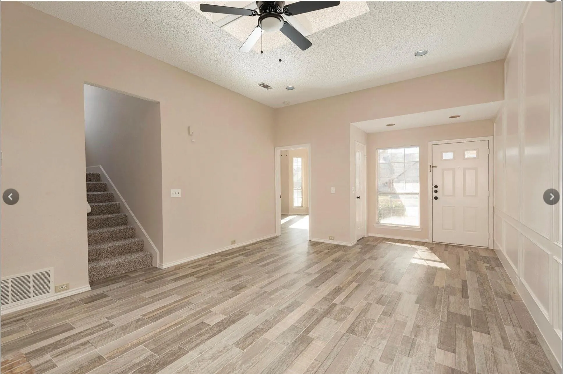 Townhouse For Rent in Collin County , 3600 Hilltop Lane, Plano, Texas 75023, 2 Bedroom, 2 Bathroom, 2 Garage spaces, 1,535 Sqft, built in 1985, mls#21405153, Real Estate Agent in Plano, Homes For Rent in Collin county, Homes For Rent in Plano, Realtor in Plano Texas, Real Estate Brokerage Independent Realty Texas, Luminita Cordes Realtor