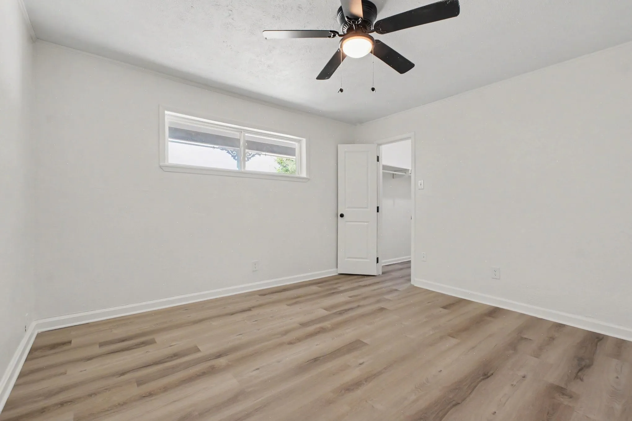 Single Family Residence For Sale in Dallas County , 1513 Cecil Ct, Carrollton, Texas 75006, 4 Bedroom, 3 Bathroom, 2 Garage spaces, 3,034 Sqft, built in 1973, mls#21403148, Real Estate Agent in Carrollton, Homes For Sale in Dallas county, Homes For Sale in Carrollton, Realtor in Carrollton Texas, Real Estate Brokerage Independent Realty Texas, Luminita Cordes Realtor