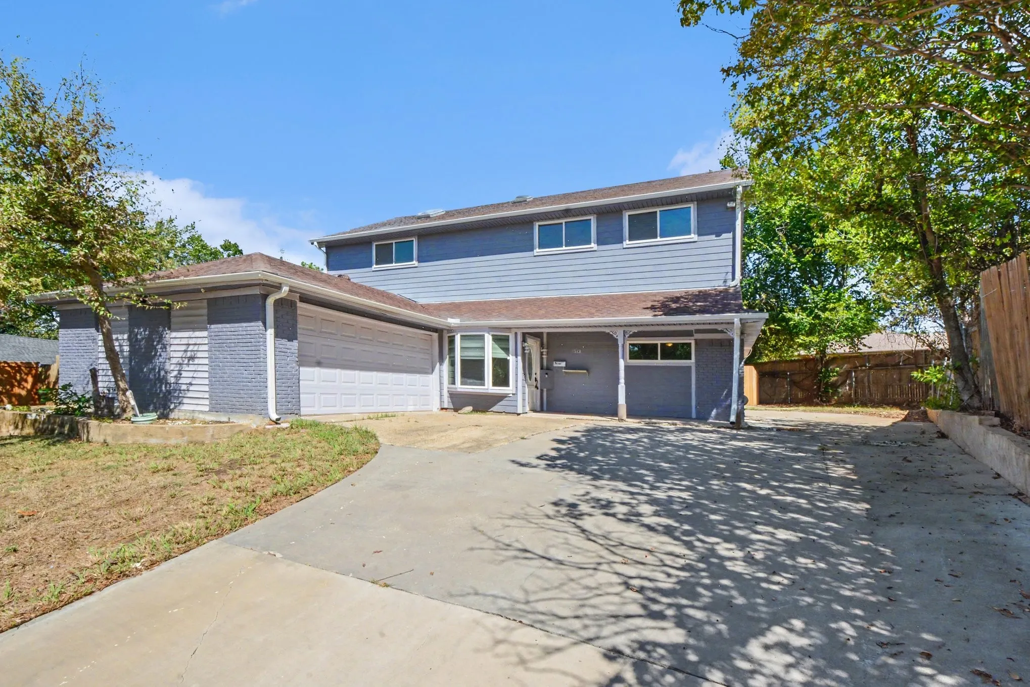 Single Family Residence For Sale in Dallas County , 1513 Cecil Ct, Carrollton, Texas 75006, 4 Bedroom, 3 Bathroom, 2 Garage spaces, 3,034 Sqft, built in 1973, mls#21403148, Real Estate Agent in Carrollton, Homes For Sale in Dallas county, Homes For Sale in Carrollton, Realtor in Carrollton Texas, Real Estate Brokerage Independent Realty Texas, Luminita Cordes Realtor
