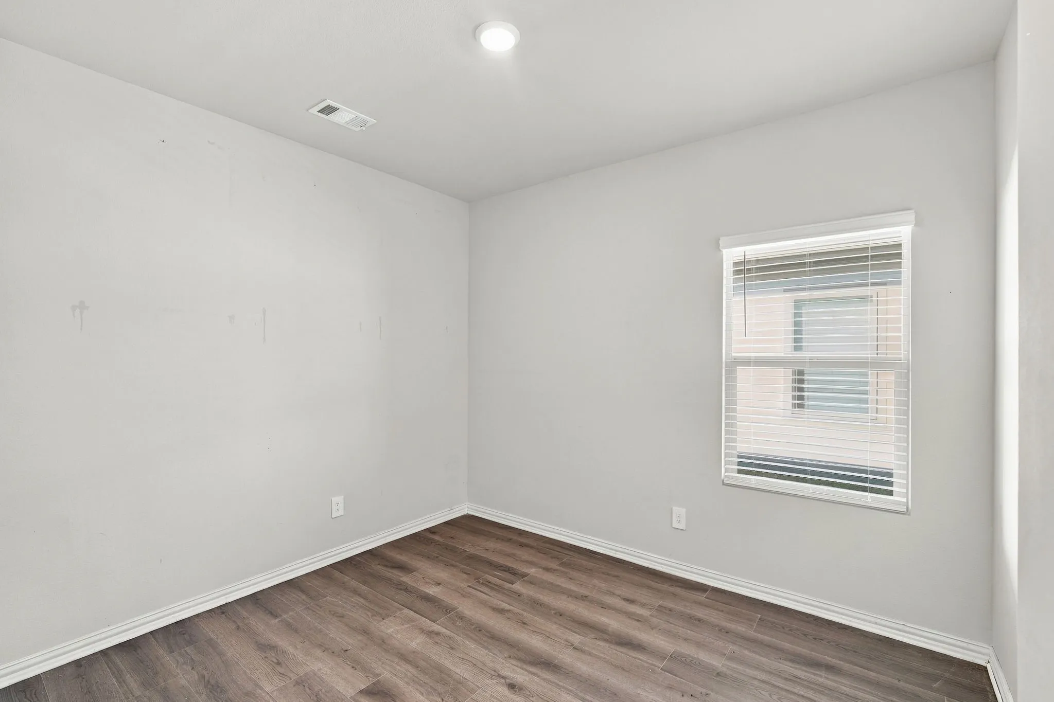 Single Family Residence For Sale in Collin County , 4010 Murvaul Drive, Farmersville, Texas 75442, 3 Bedroom, 2 Bathroom, 2 Garage spaces, 1,265 Sqft, built in 2024, mls#21396418, Real Estate Agent in Farmersville, Homes For Sale in Collin county, Homes For Sale in Farmersville, Realtor in Farmersville Texas, Real Estate Brokerage Independent Realty Texas, Luminita Cordes Realtor